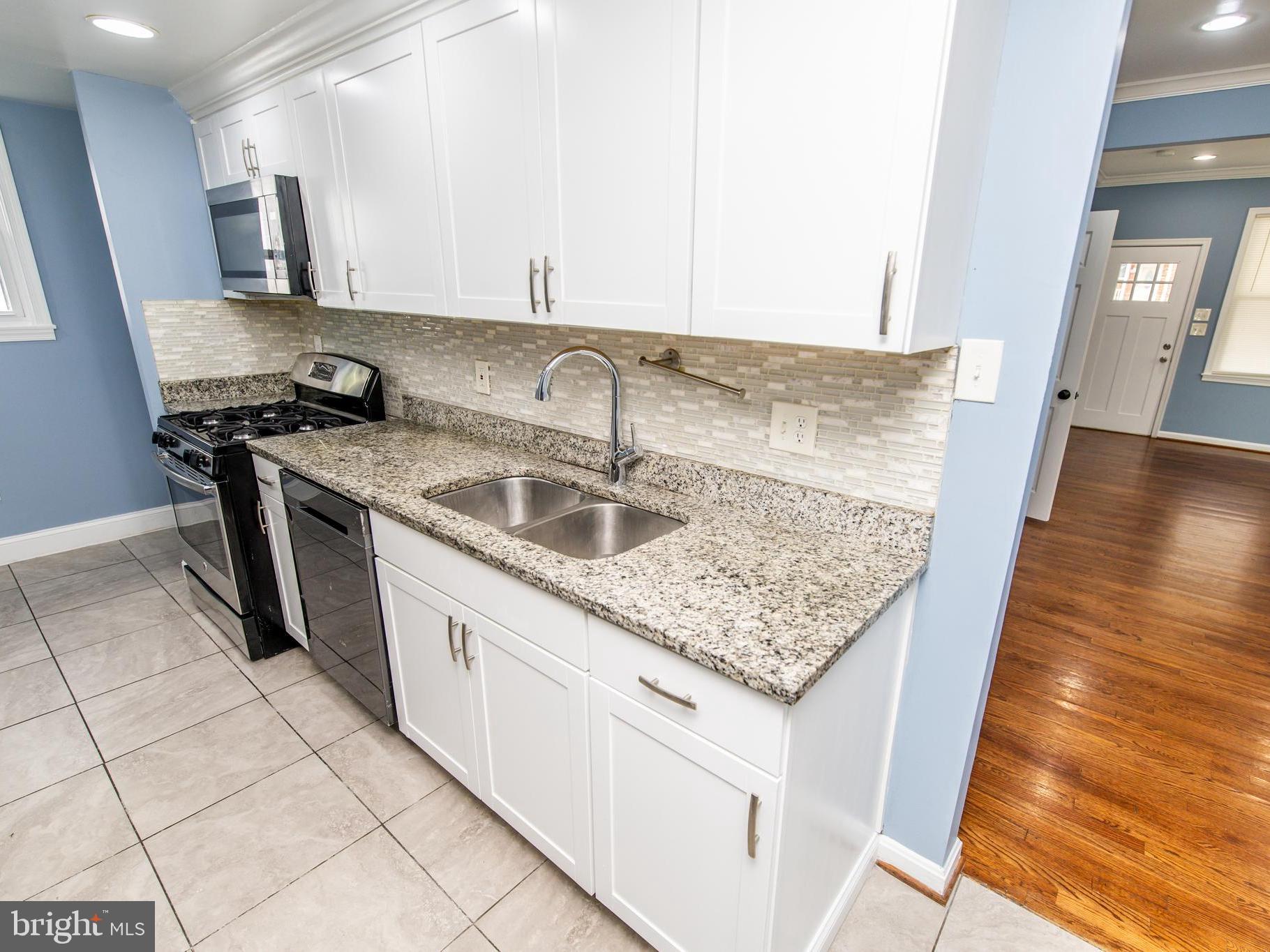 CARMODY HILLS - Residential