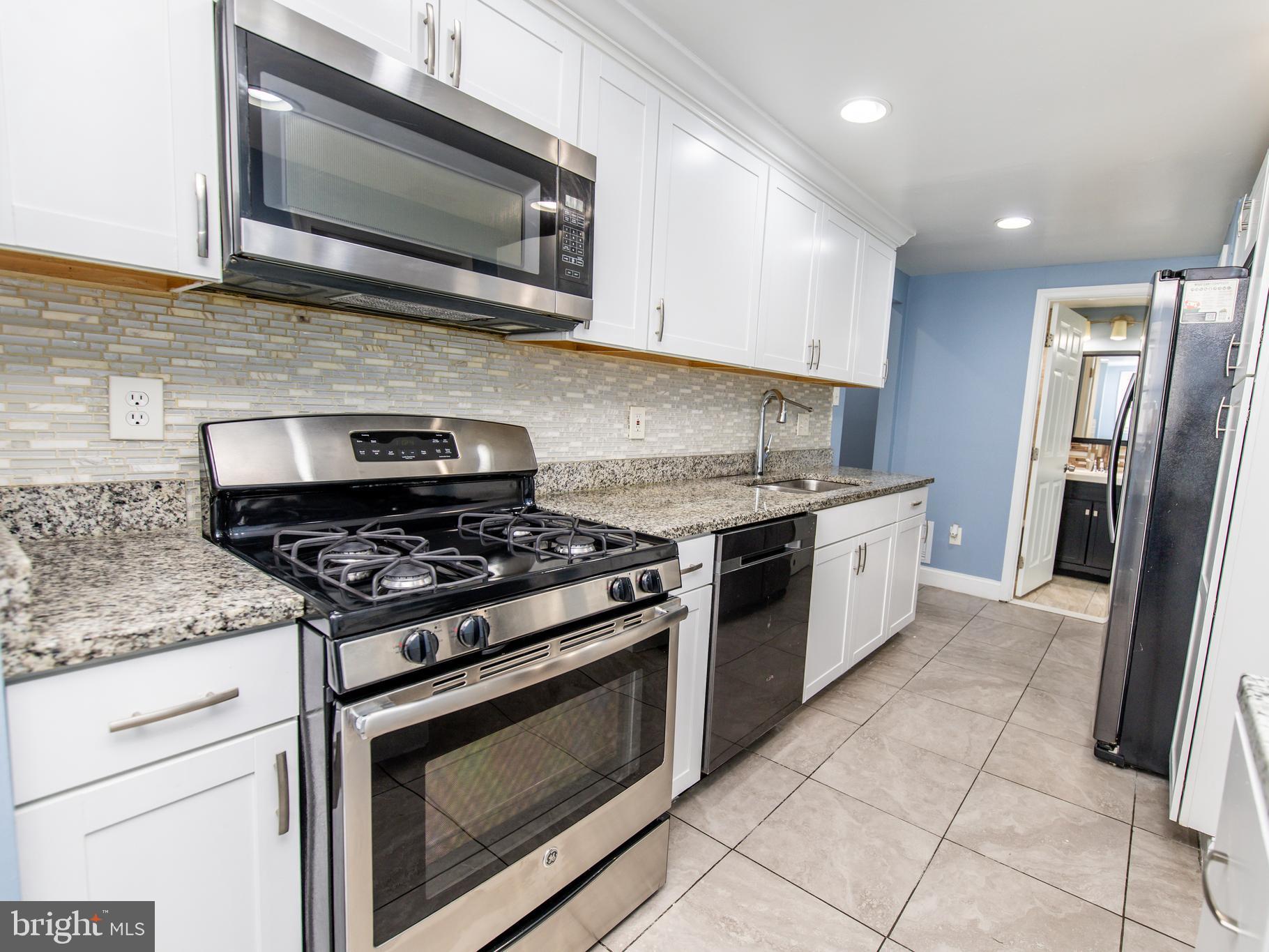 CARMODY HILLS - Residential