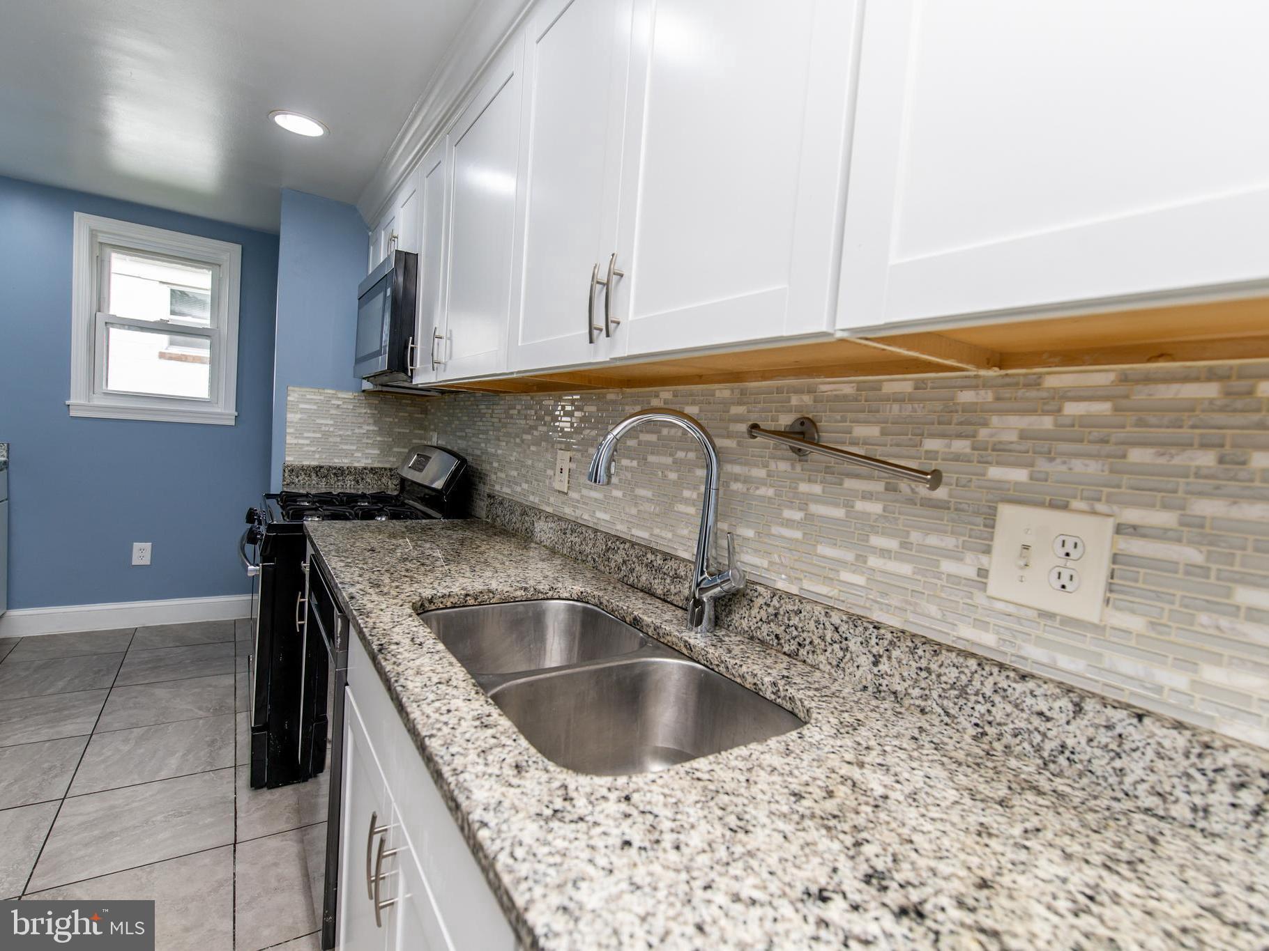 CARMODY HILLS - Residential