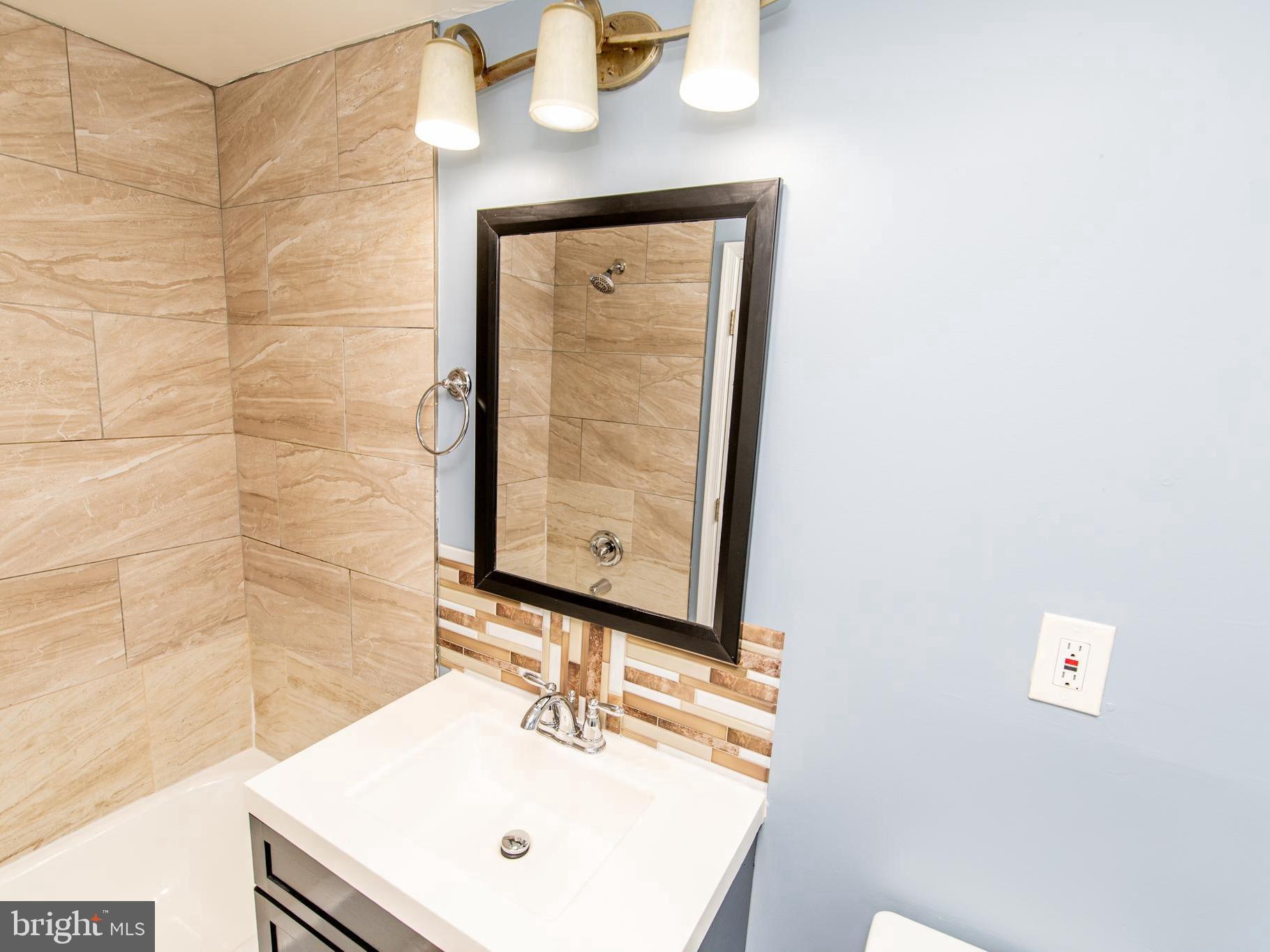 CARMODY HILLS - Residential