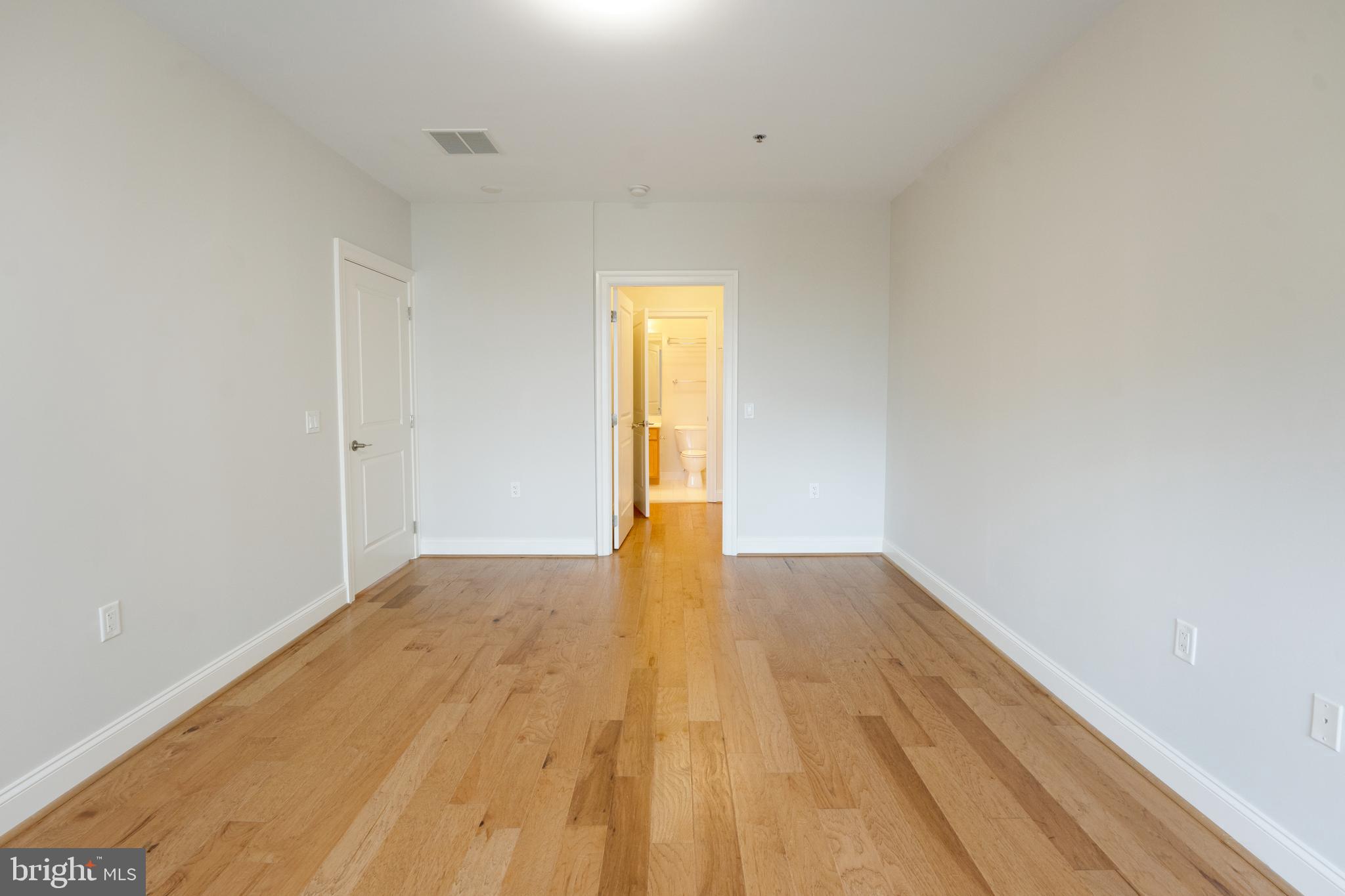 PALLADIAN - Residential Lease