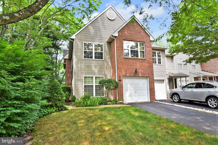 Spacious 1940 sqft, 3 bedroom, 2.5 bathroom end unit townhouse conveniently located in Charing Cross community.  First floor features living room with fireplace opening into kitchen.   Separate dining room and additional den/office and powder room on main level.  Second floor offers spacious primary suite with vaulted ceiling, walk-in closet, full bathroom and sitting area.  Laundry on second floor offers added convenience. Additional bedrooms (2) and full bathroom complete this level.  1-car garage with shelving for additional storage.  Great access to all Doylestown has to offer! OFFER DEADLINE SUNDAY 8/8/2021 at 5PM PLEASE