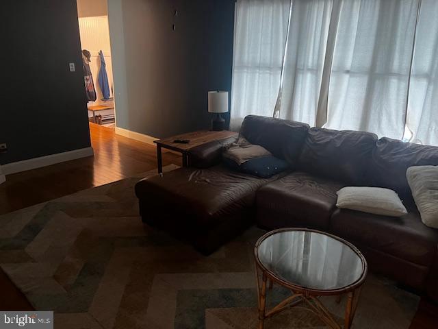 114 WYNNEWOOD DRIVE