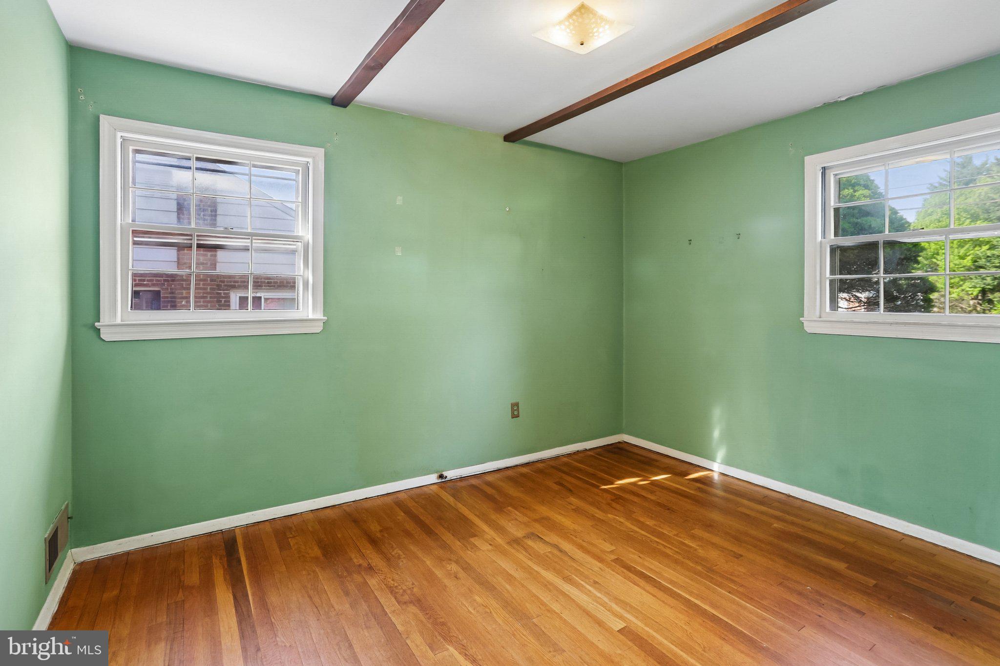 WHEATON WOODS - Residential