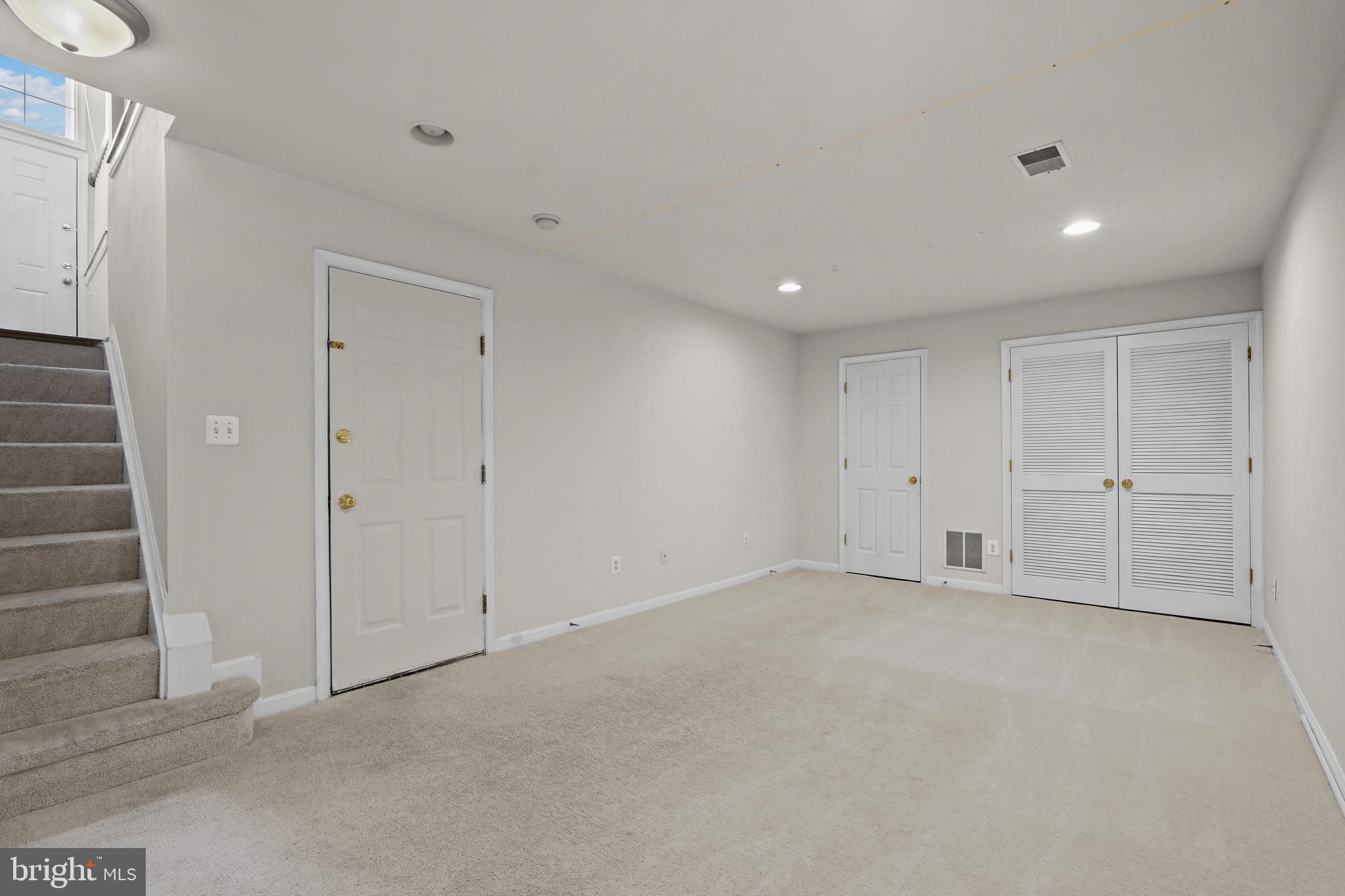 LOUDOUN COUNTY - Residential