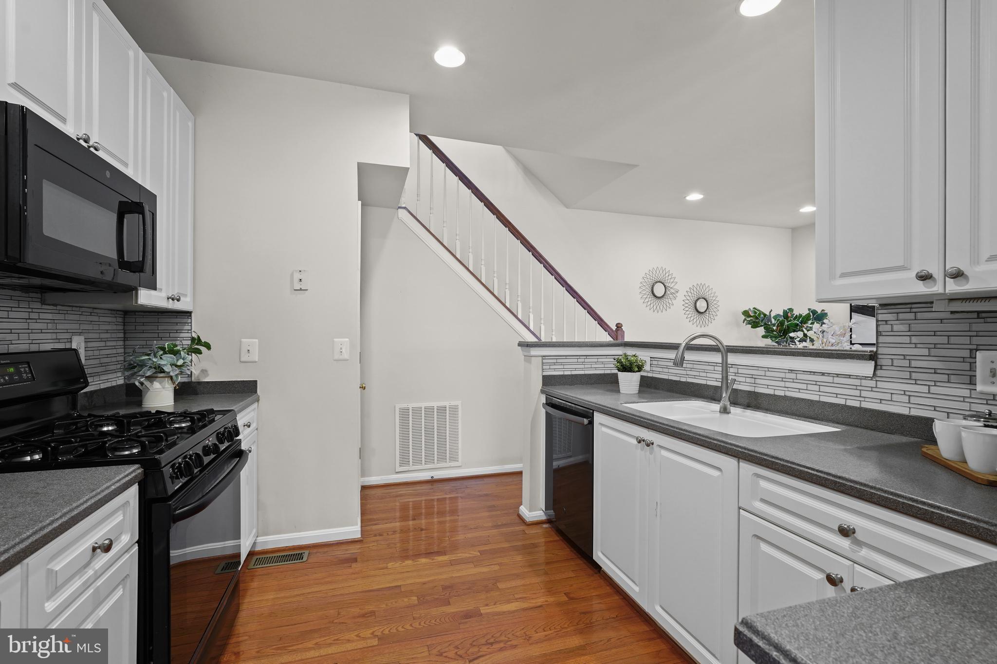 LOUDOUN COUNTY - Residential