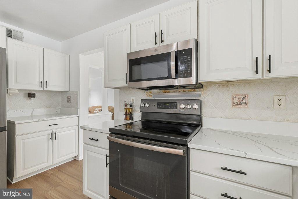 SNOWDEN POND - Residential