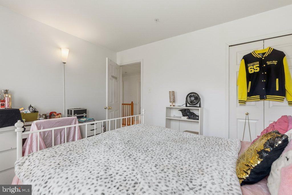 SNOWDEN POND - Residential