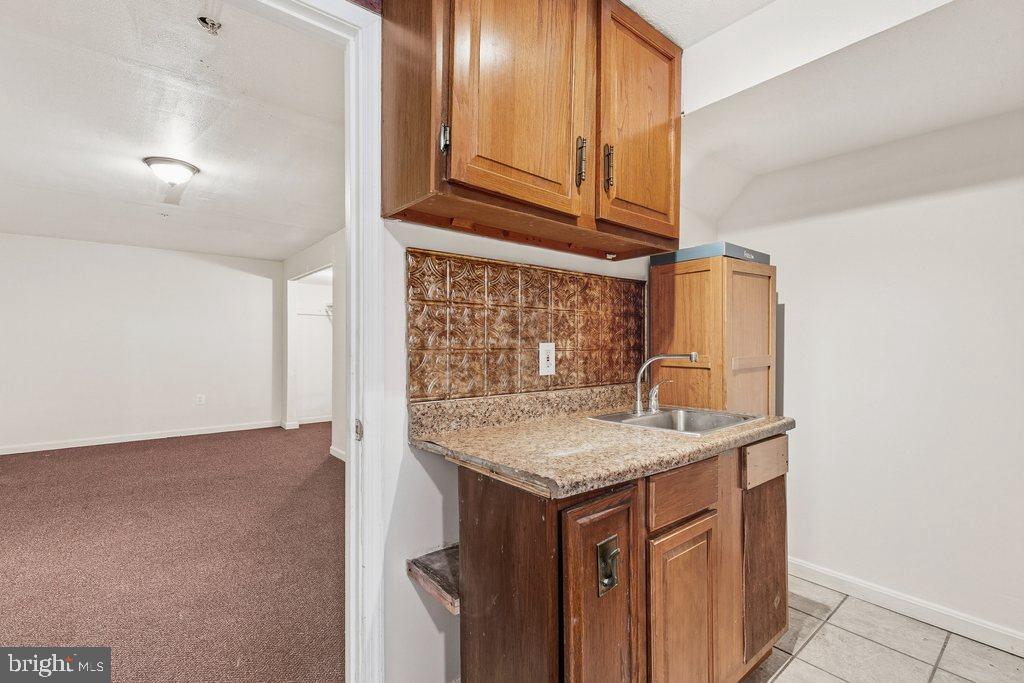 SNOWDEN POND - Residential