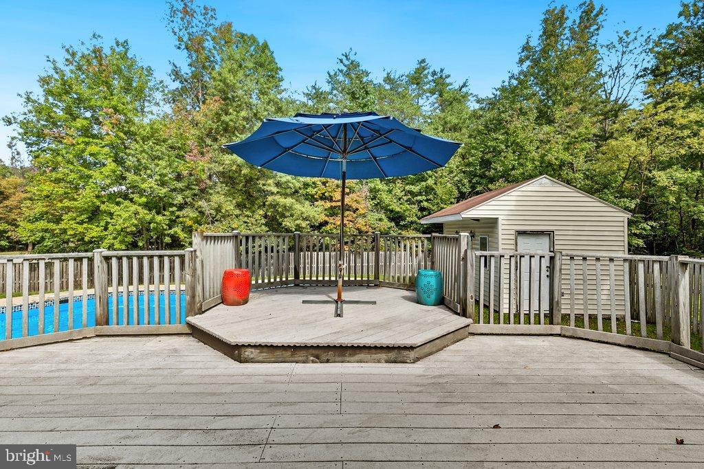 SNOWDEN POND - Residential