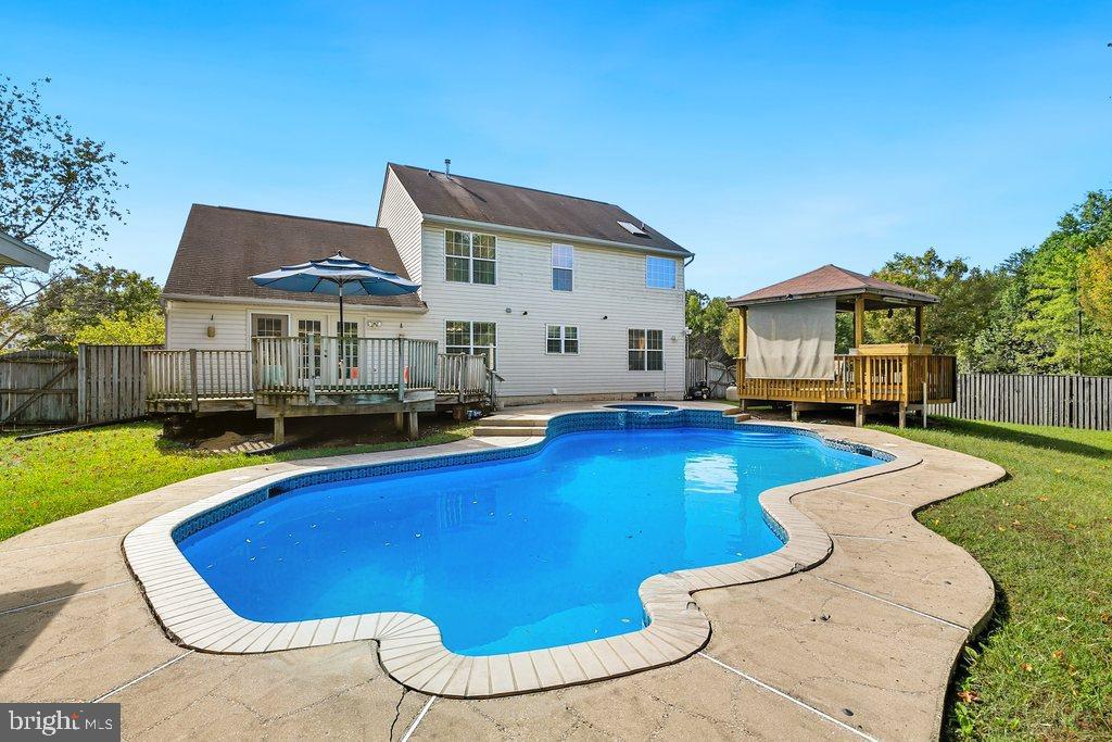 11000 SNOWDEN POND ROAD