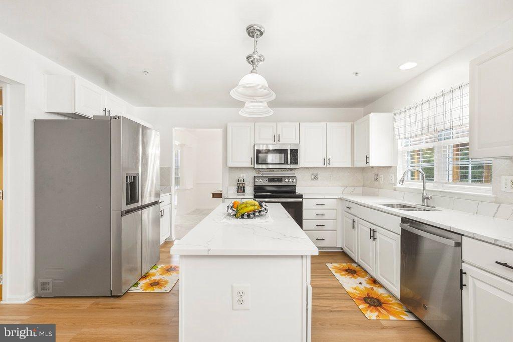 SNOWDEN POND - Residential