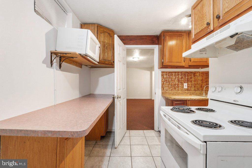 SNOWDEN POND - Residential