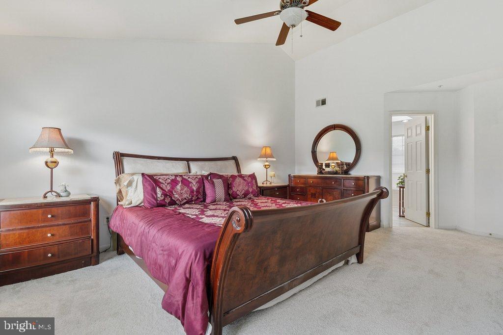 SNOWDEN POND - Residential