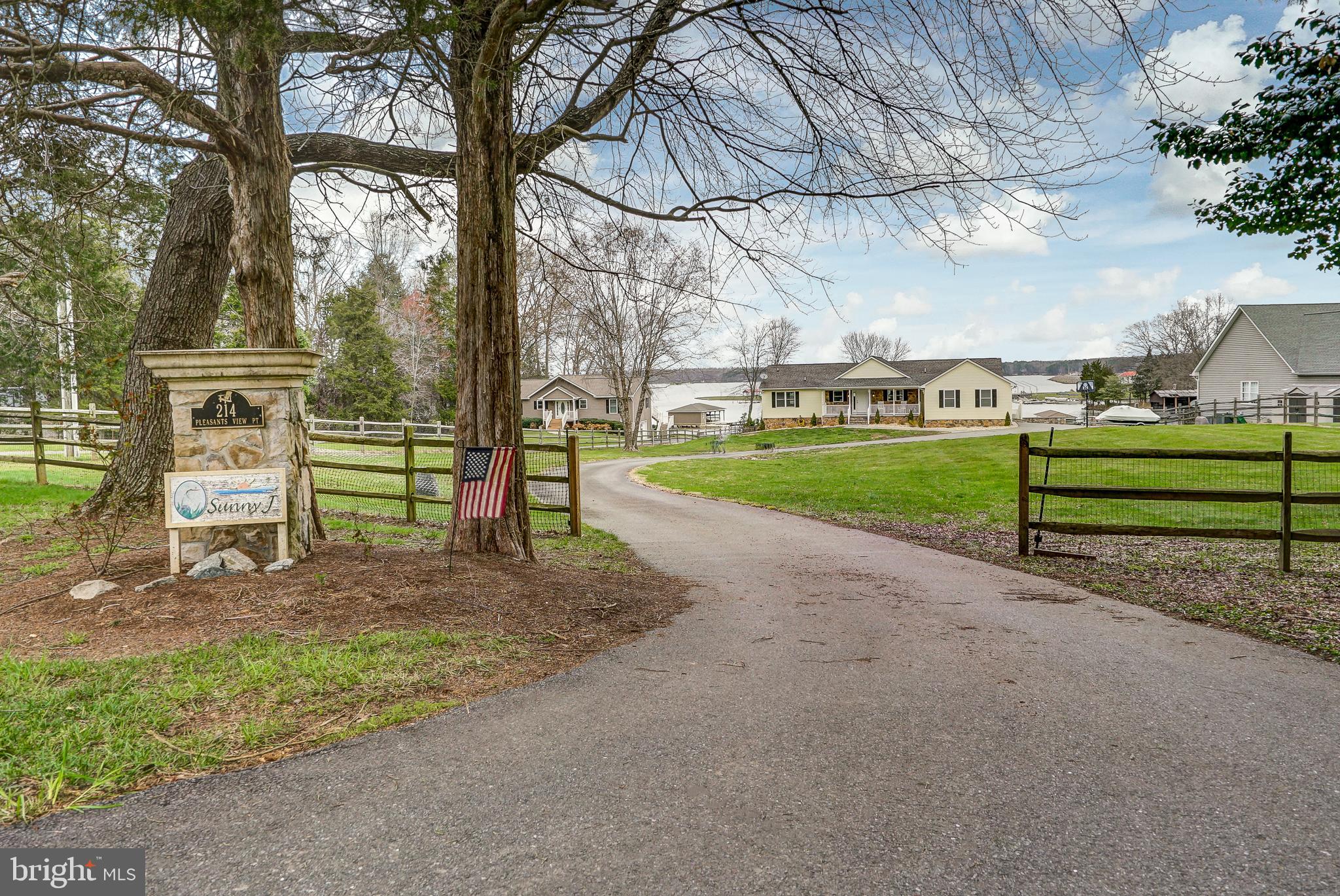 PLEASANT VIEW - Residential