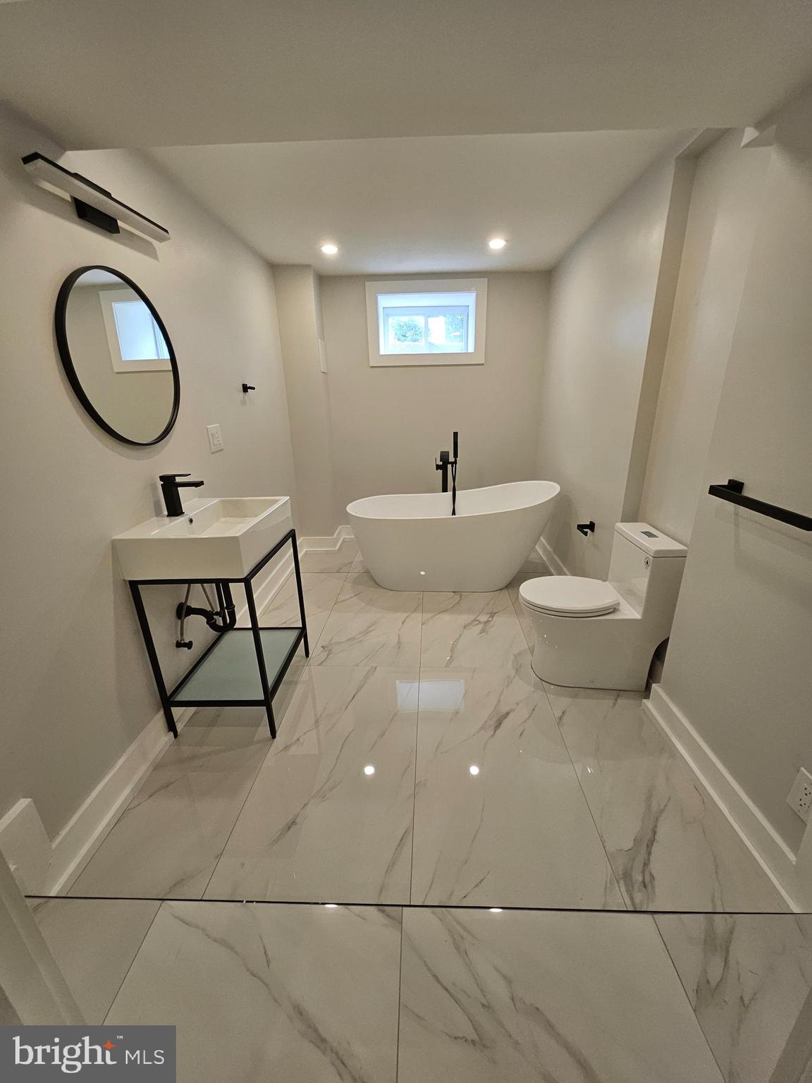 WYNNEFIELD HEIGHTS - Residential