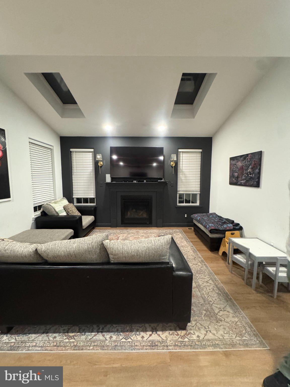 1017 ANTONIO DRIVE