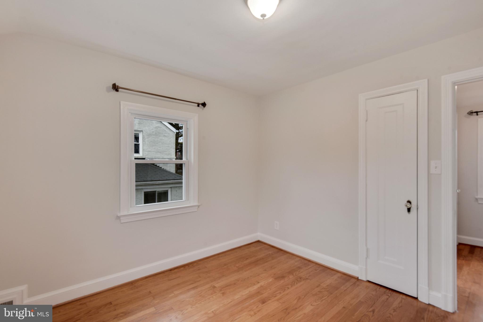 ARLINGTON HEIGHTS - Residential