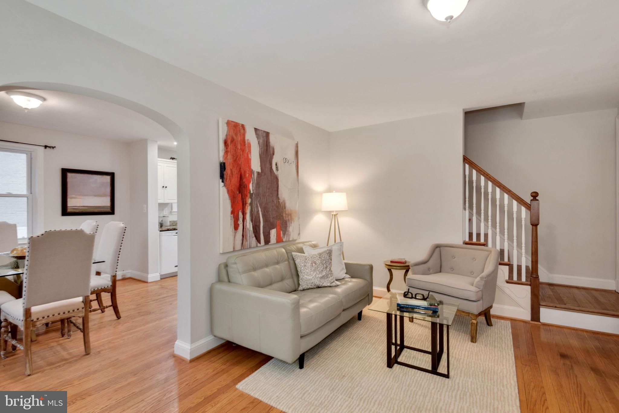 ARLINGTON HEIGHTS - Residential