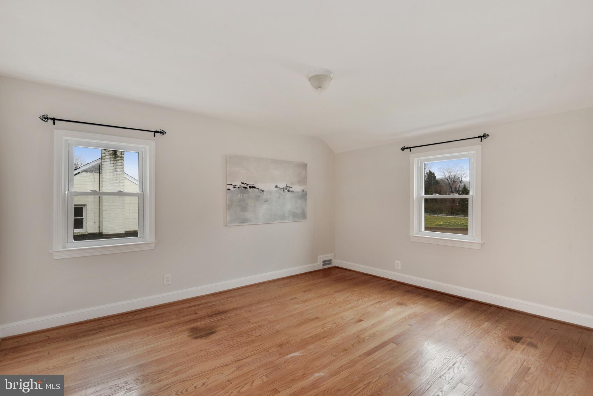 ARLINGTON HEIGHTS - Residential