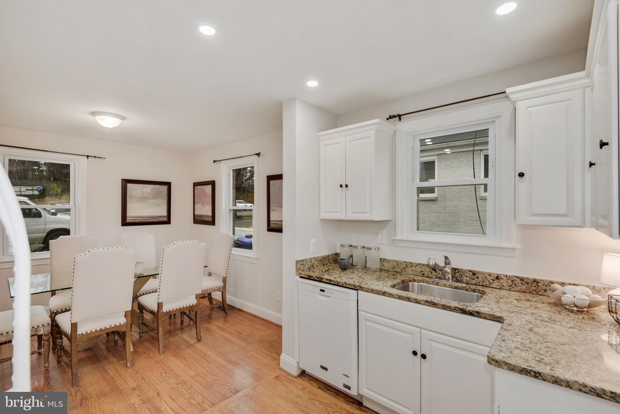 ARLINGTON HEIGHTS - Residential