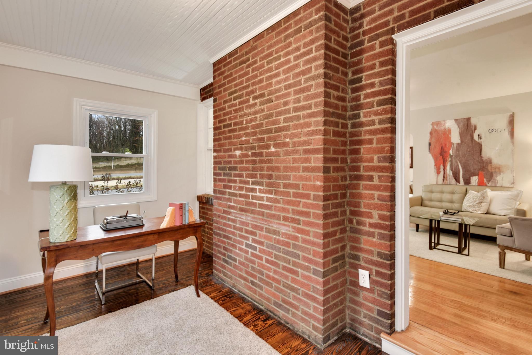 ARLINGTON HEIGHTS - Residential