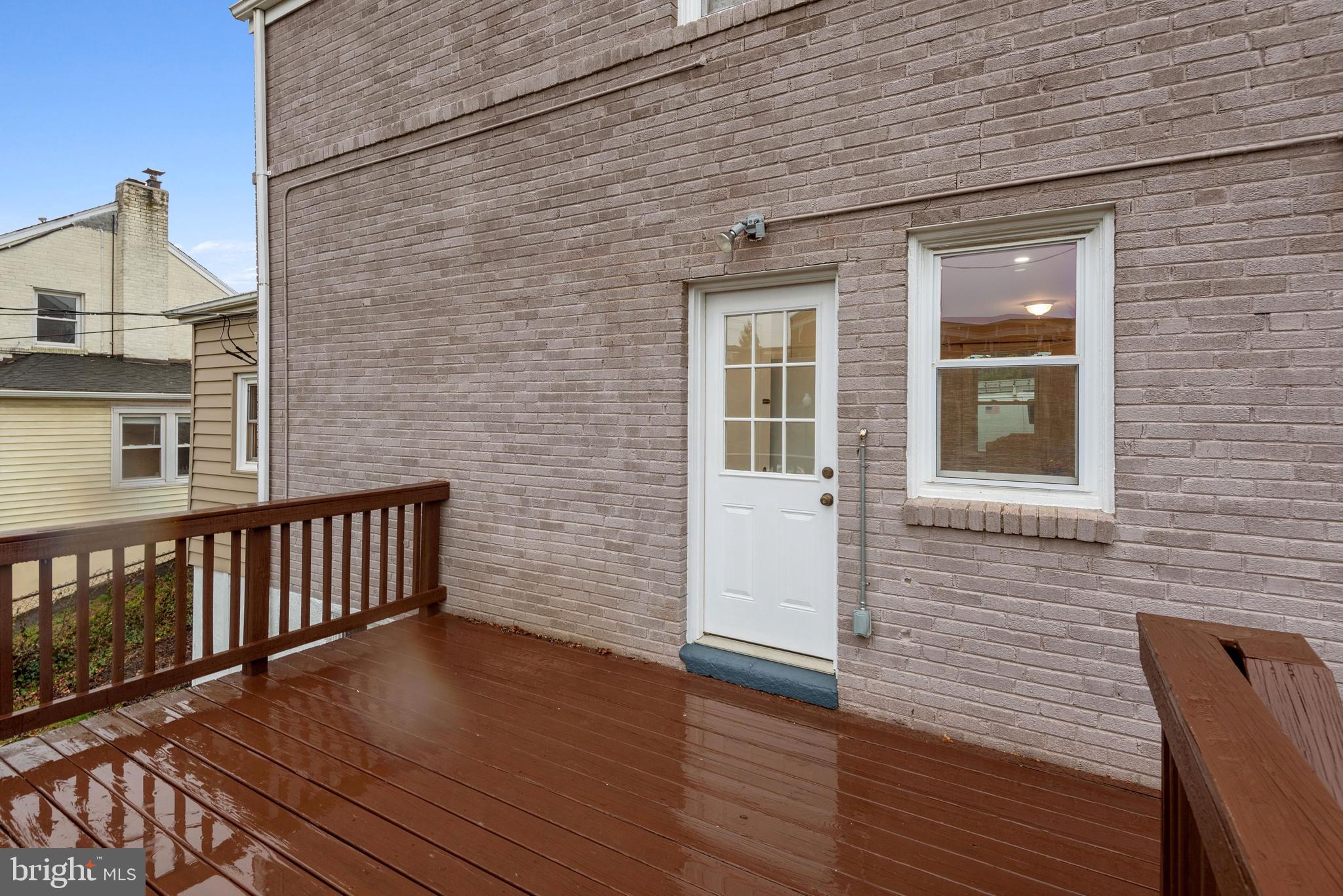 ARLINGTON HEIGHTS - Residential