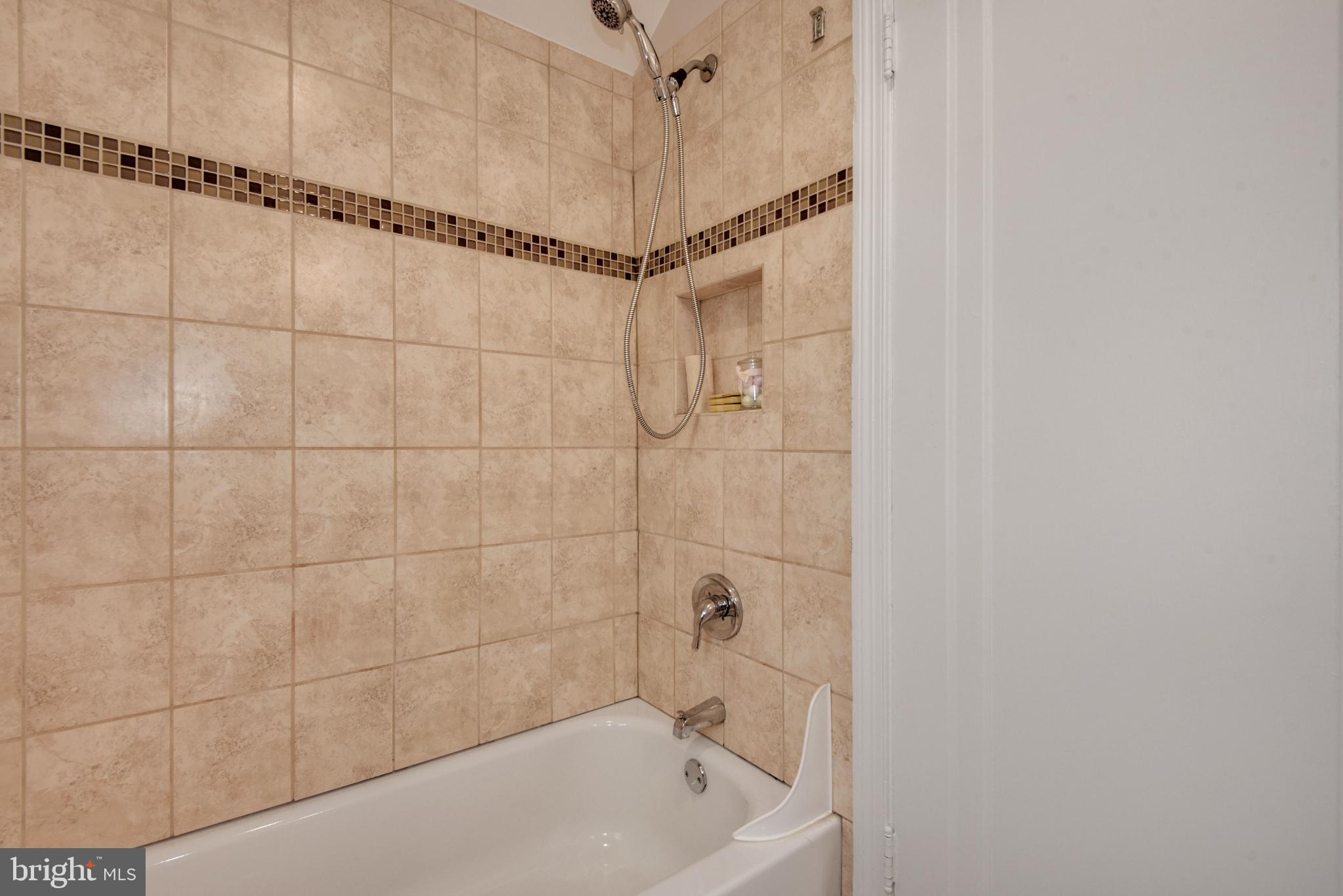 ARLINGTON HEIGHTS - Residential