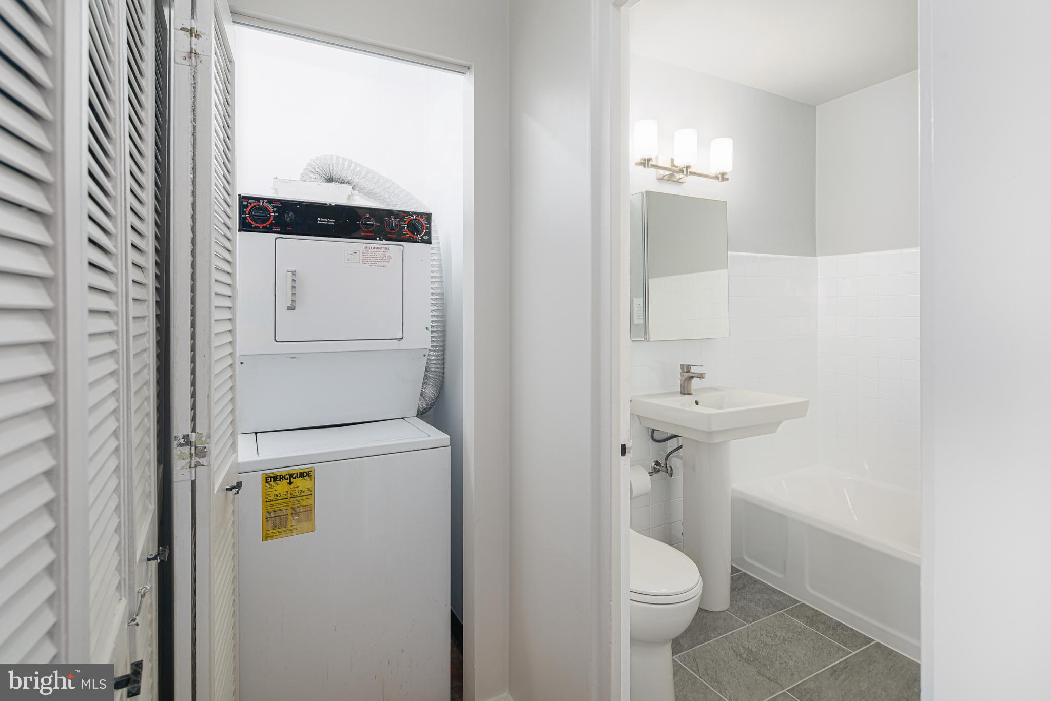 ART MUSEUM AREA - Residential