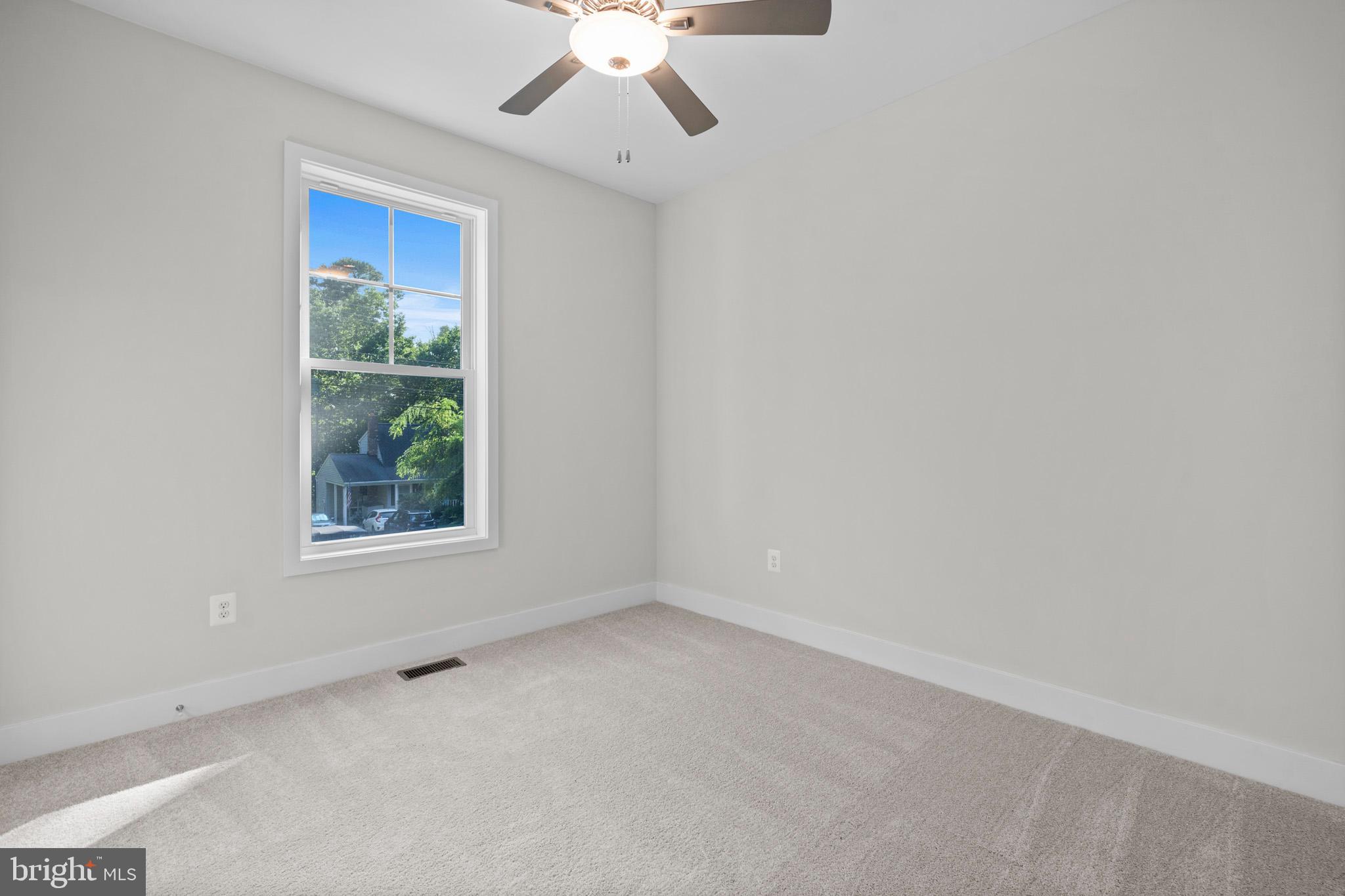 DRUM POINT - Residential