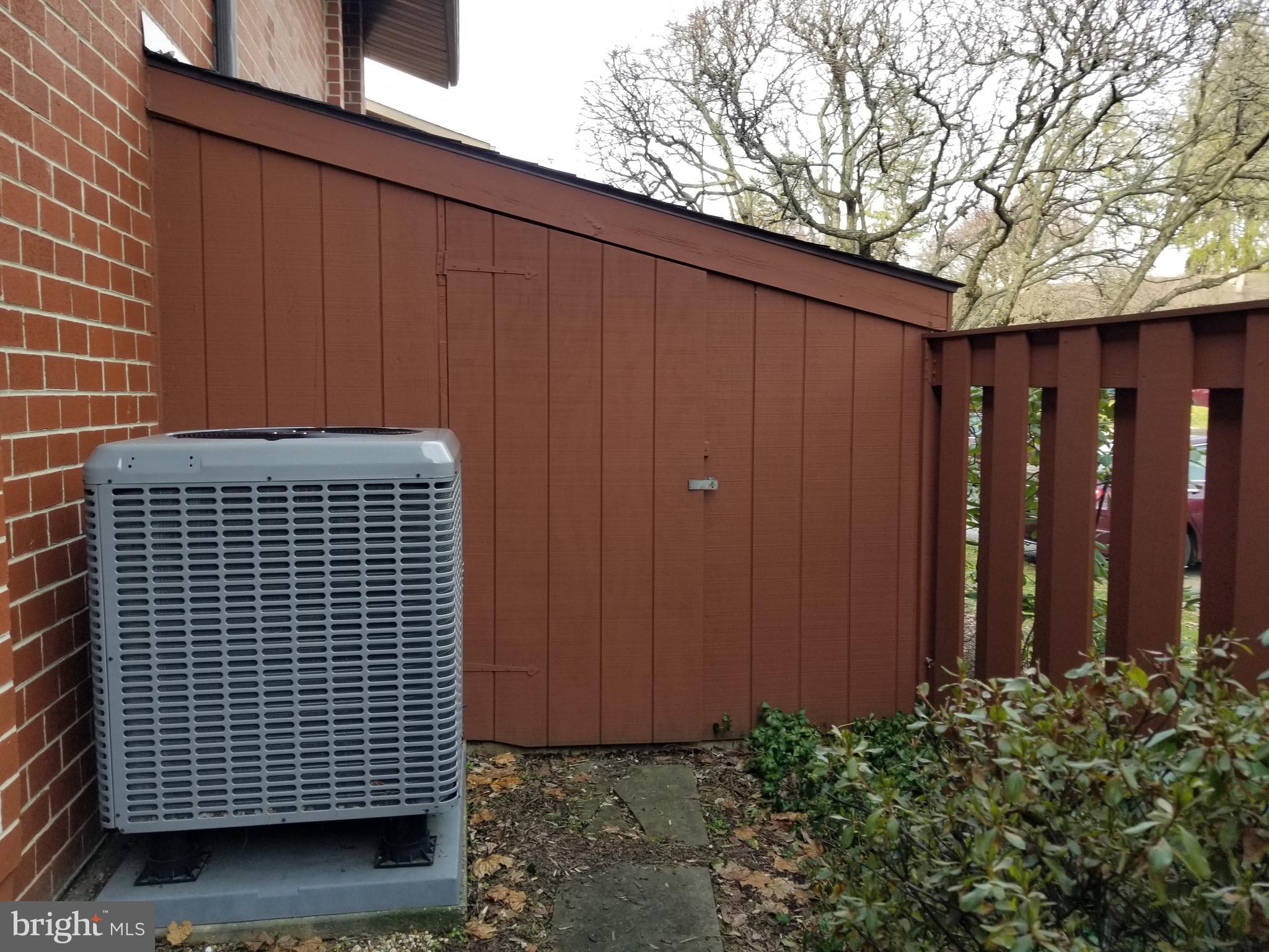 ASPENWOOD - Residential Lease