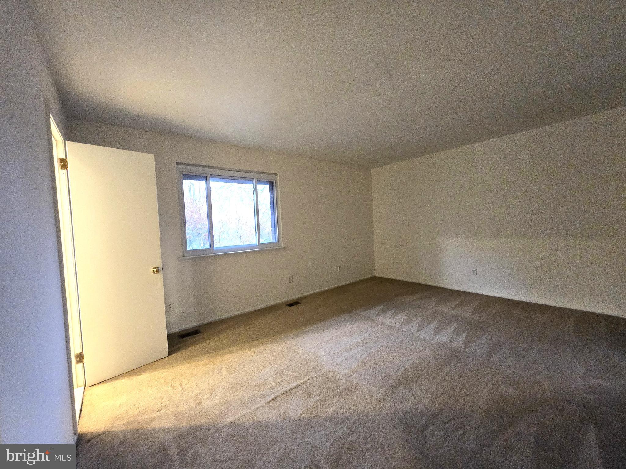 ASPENWOOD - Residential Lease