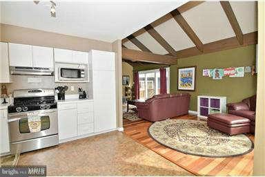 LAKE BRADDOCK - Residential Lease