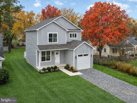 208 LONG POINT ROAD STEVENSVILLE MD 21666