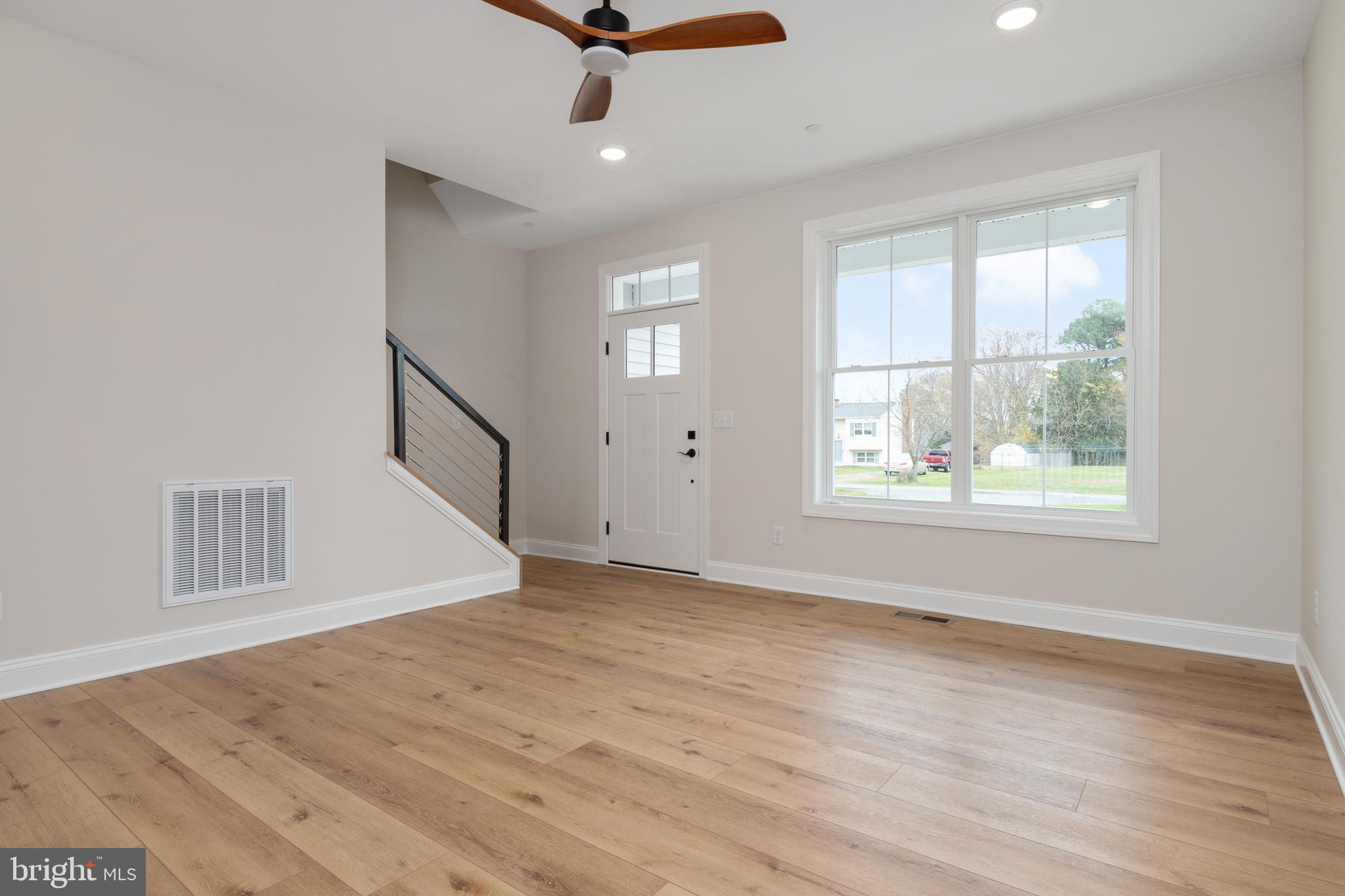 ROMANCOKE ON THE BAY - Residential