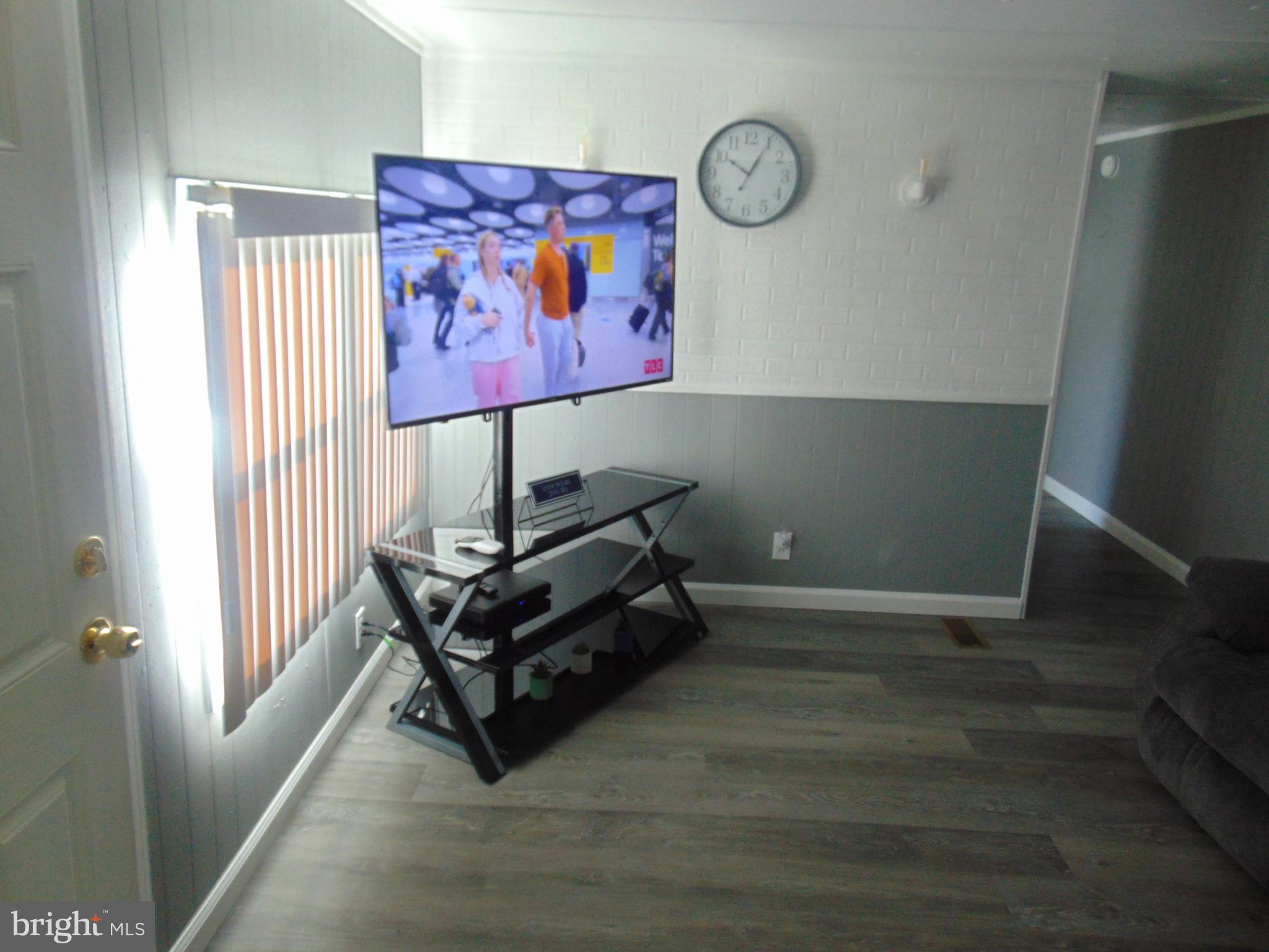 69 Elmwood Ave ELMWOOD AVE