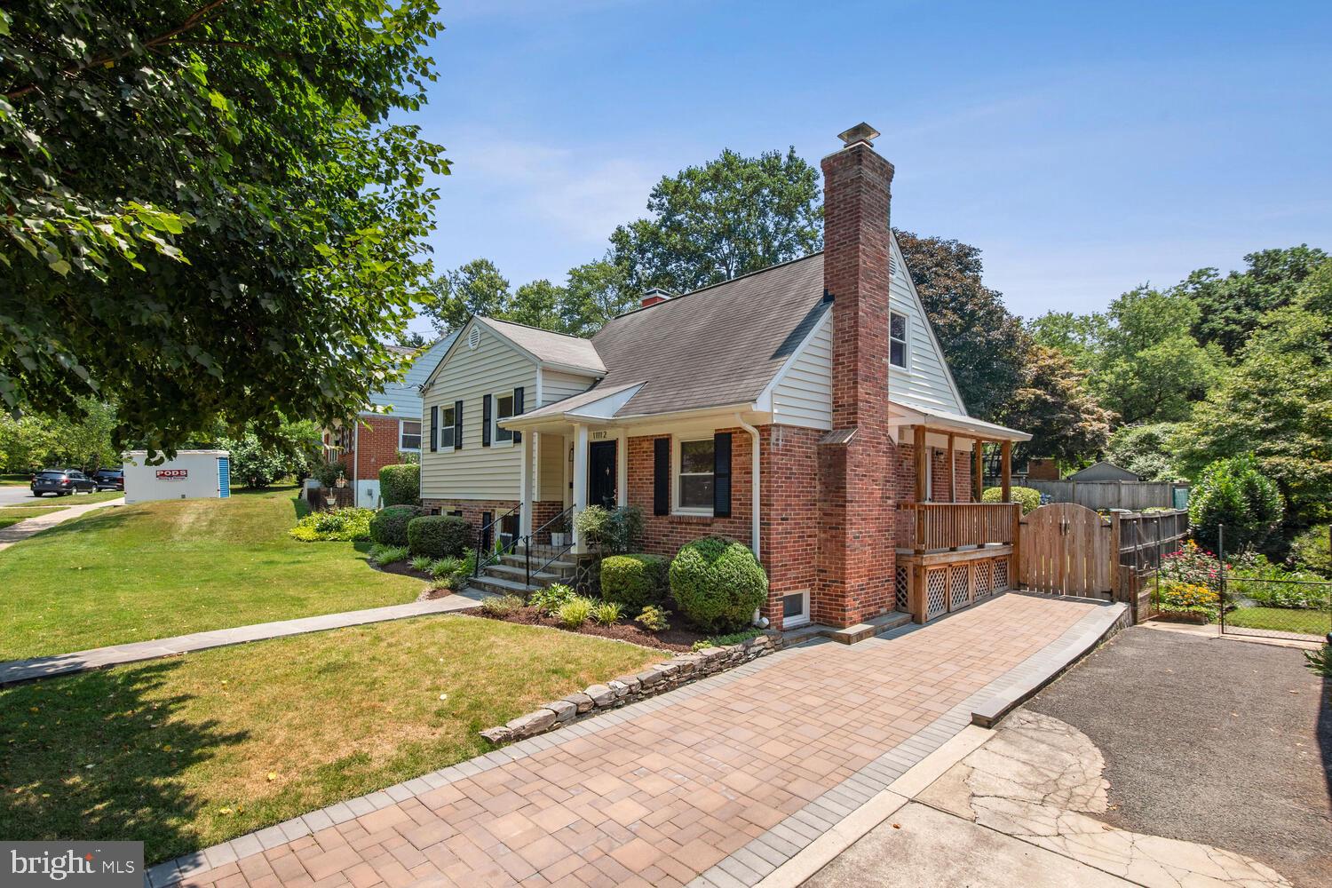 ROCK CREEK PALISADES - Residential