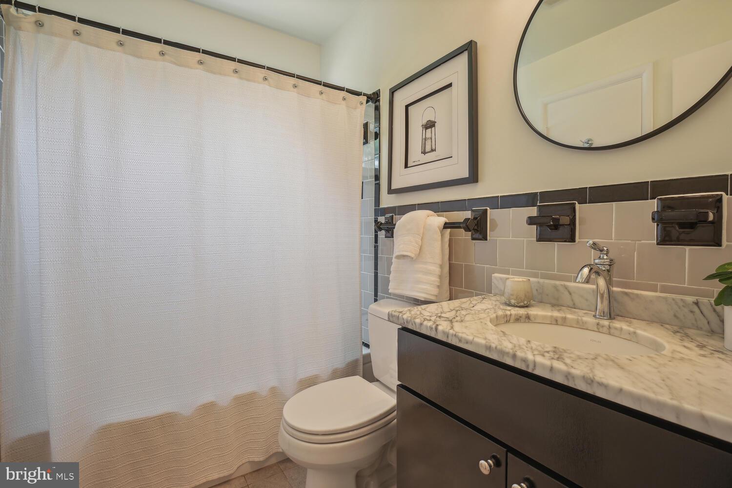 ROCK CREEK PALISADES - Residential