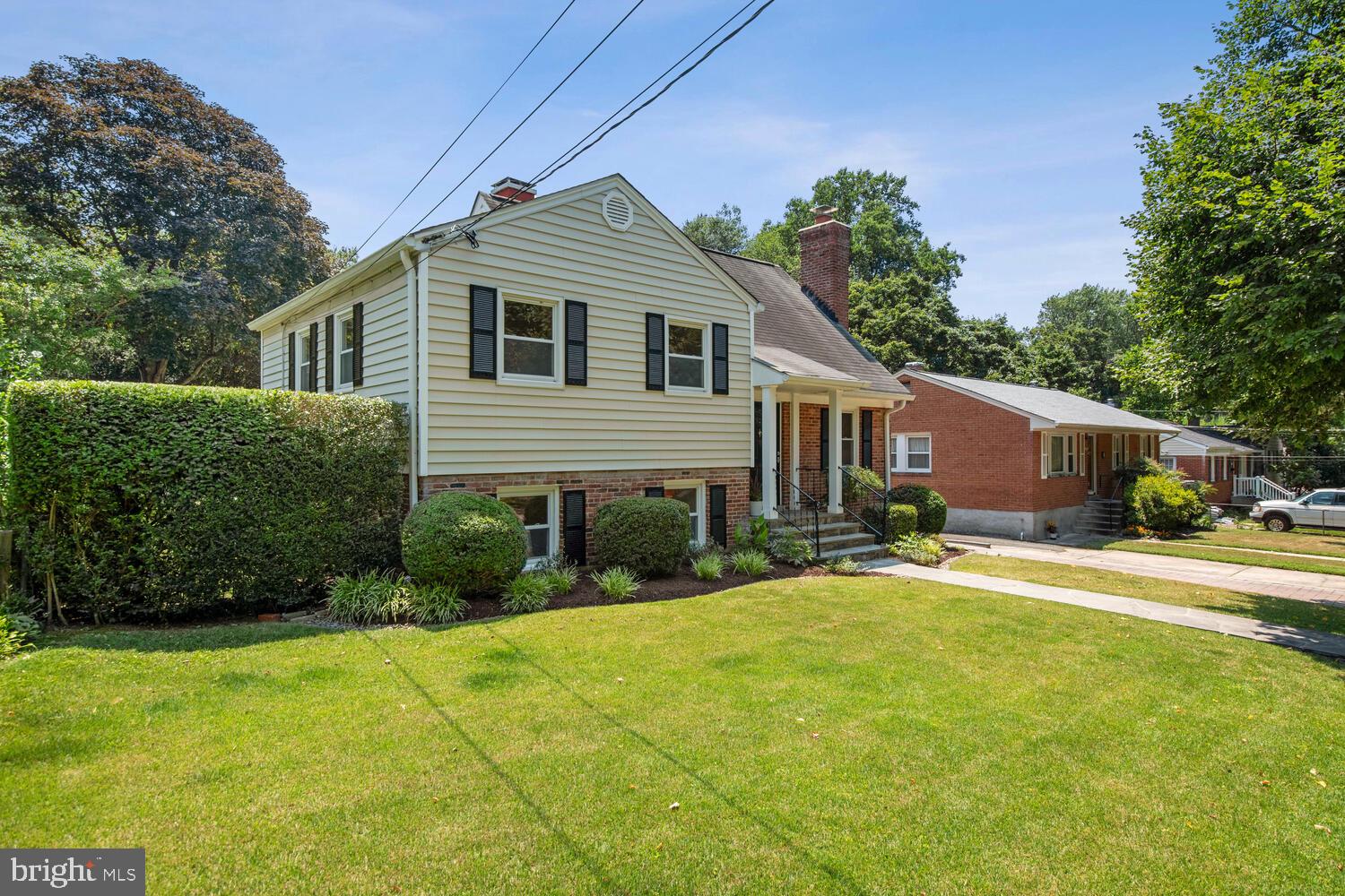 ROCK CREEK PALISADES - Residential