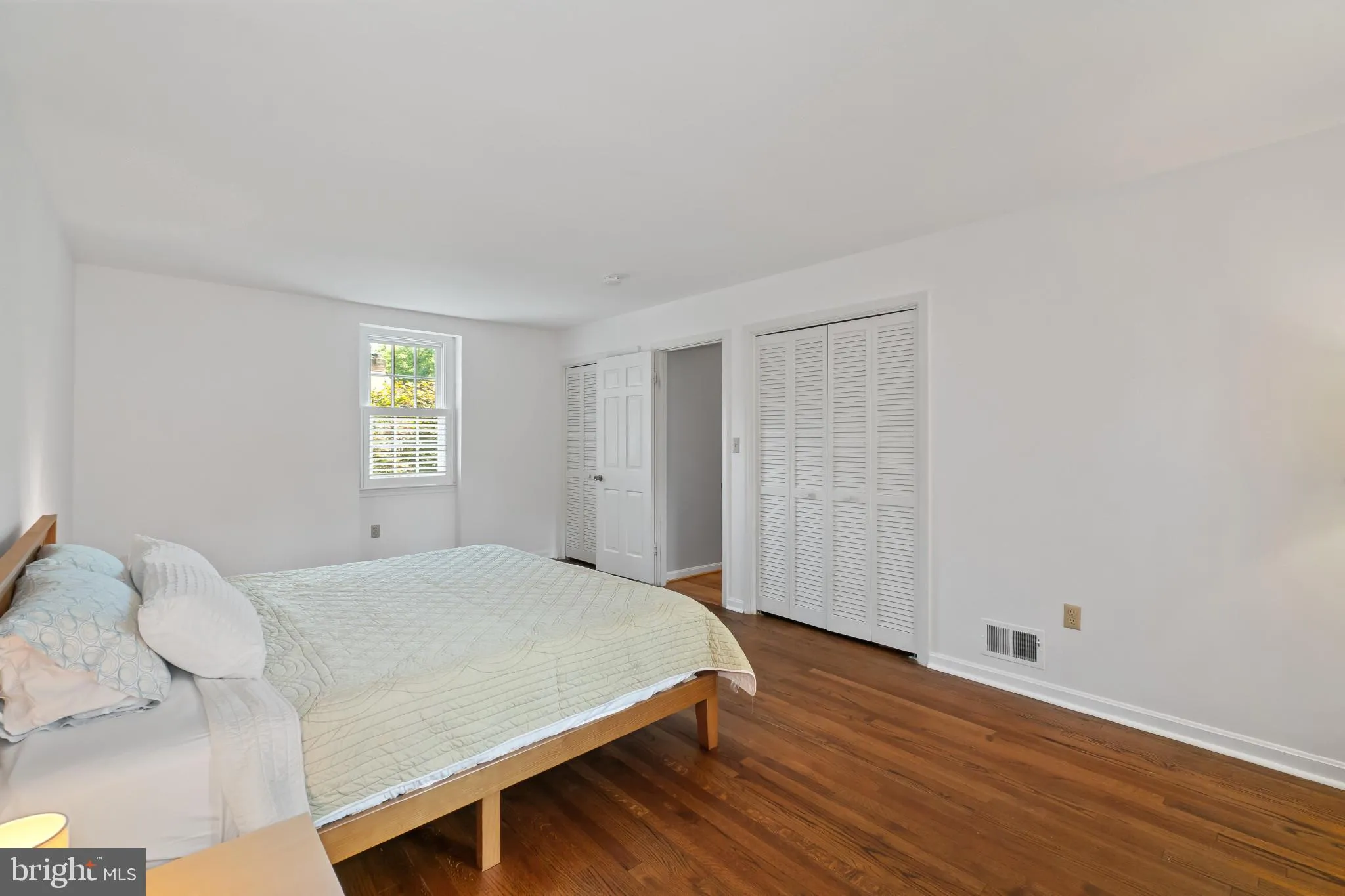 Severna Park, Maryland 21146, United States, 4 Bedrooms Bedrooms, ,3 BathroomsBathrooms,Residential,Coming Soon,167593