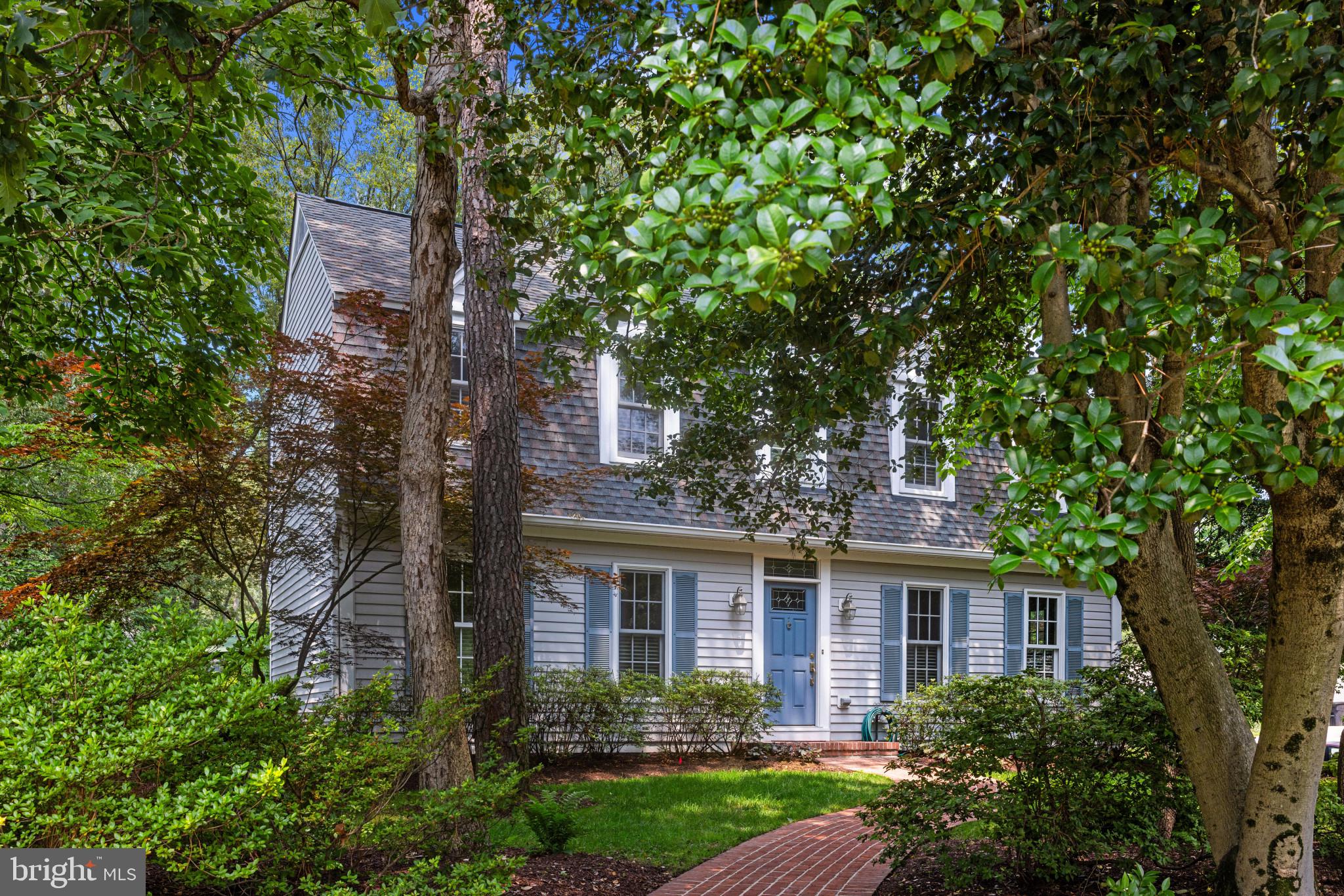 250 OAK COURT