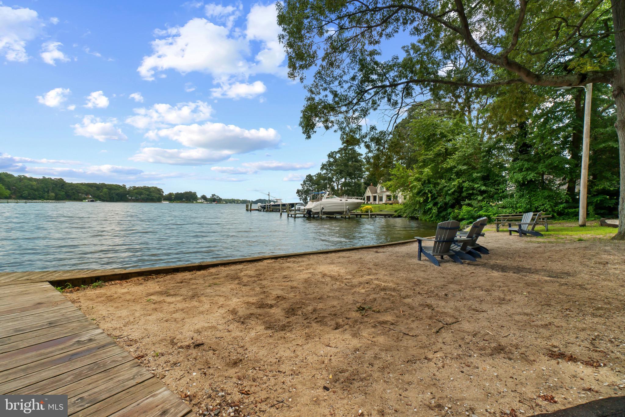 FAIR OAKS ON THE MAGOTHY - Residential