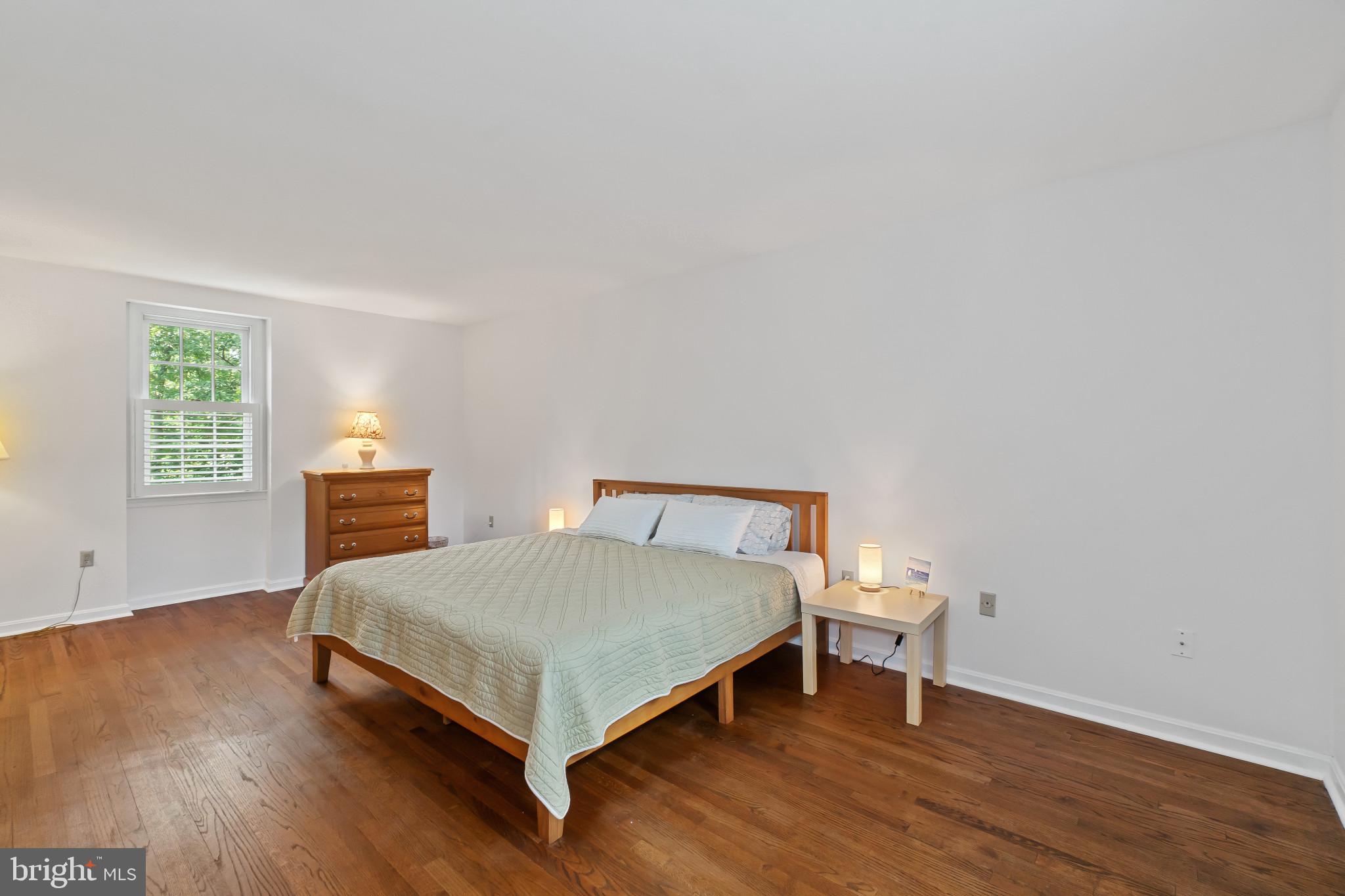 FAIR OAKS ON THE MAGOTHY - Residential