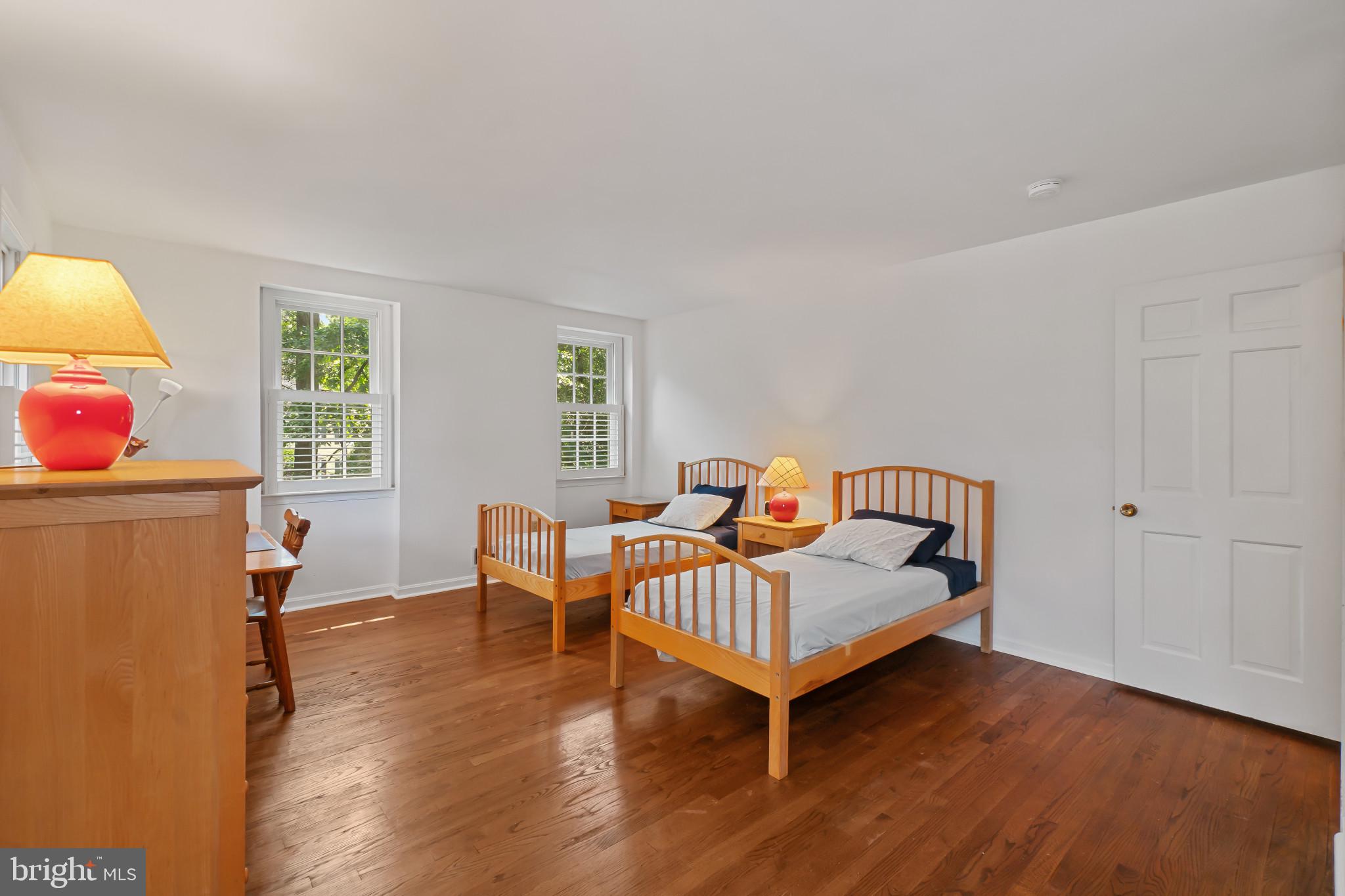 FAIR OAKS ON THE MAGOTHY - Residential