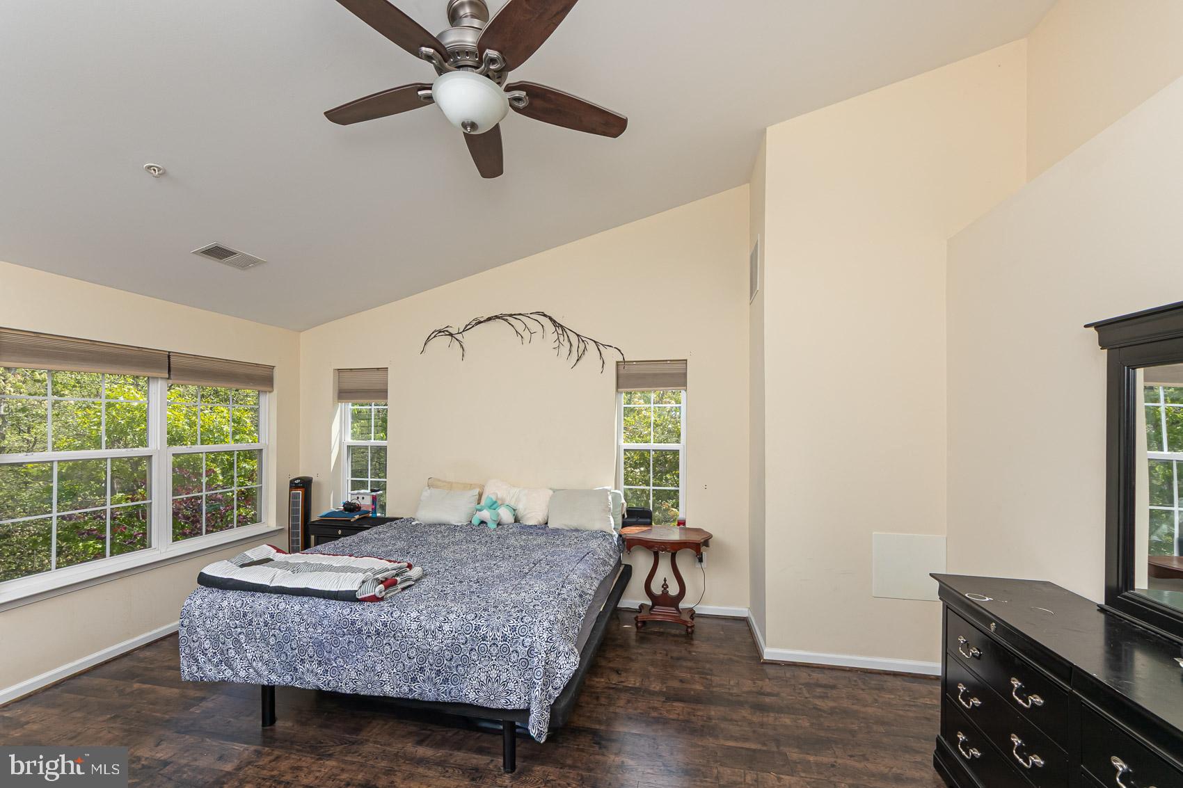 TANYARD SPRINGS - Residential