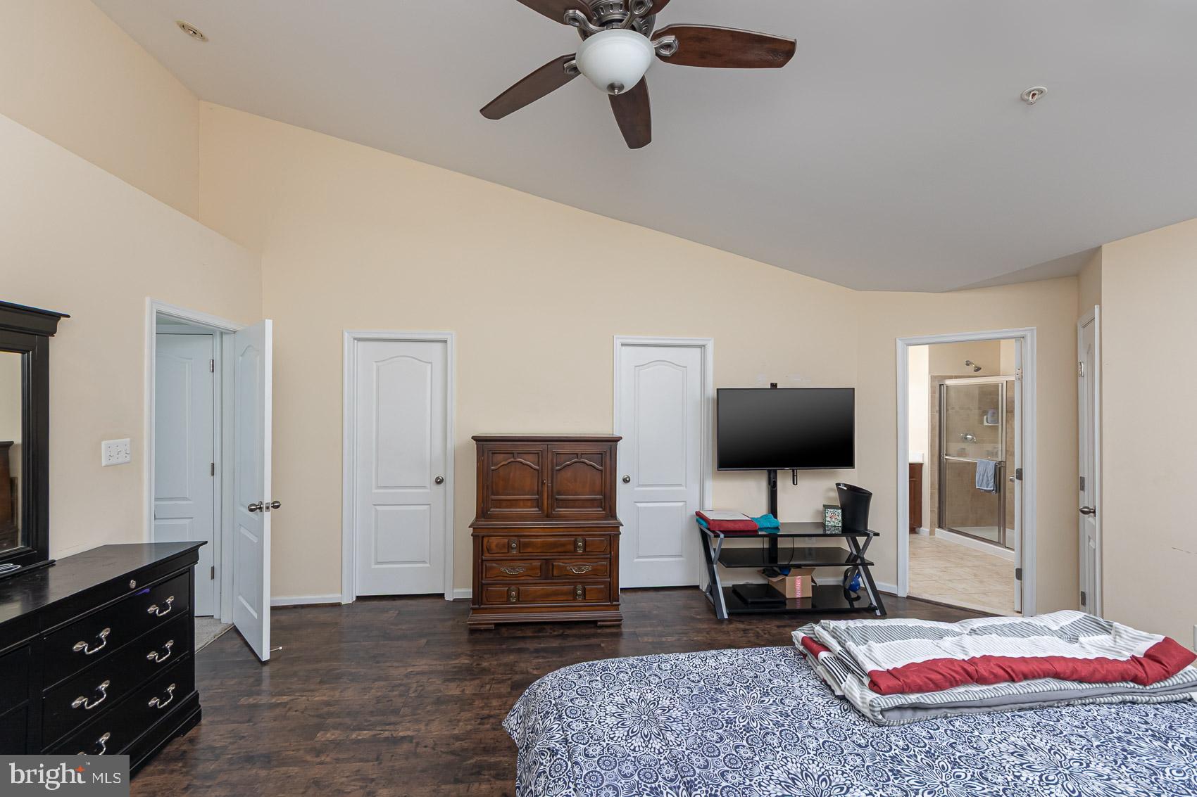 TANYARD SPRINGS - Residential