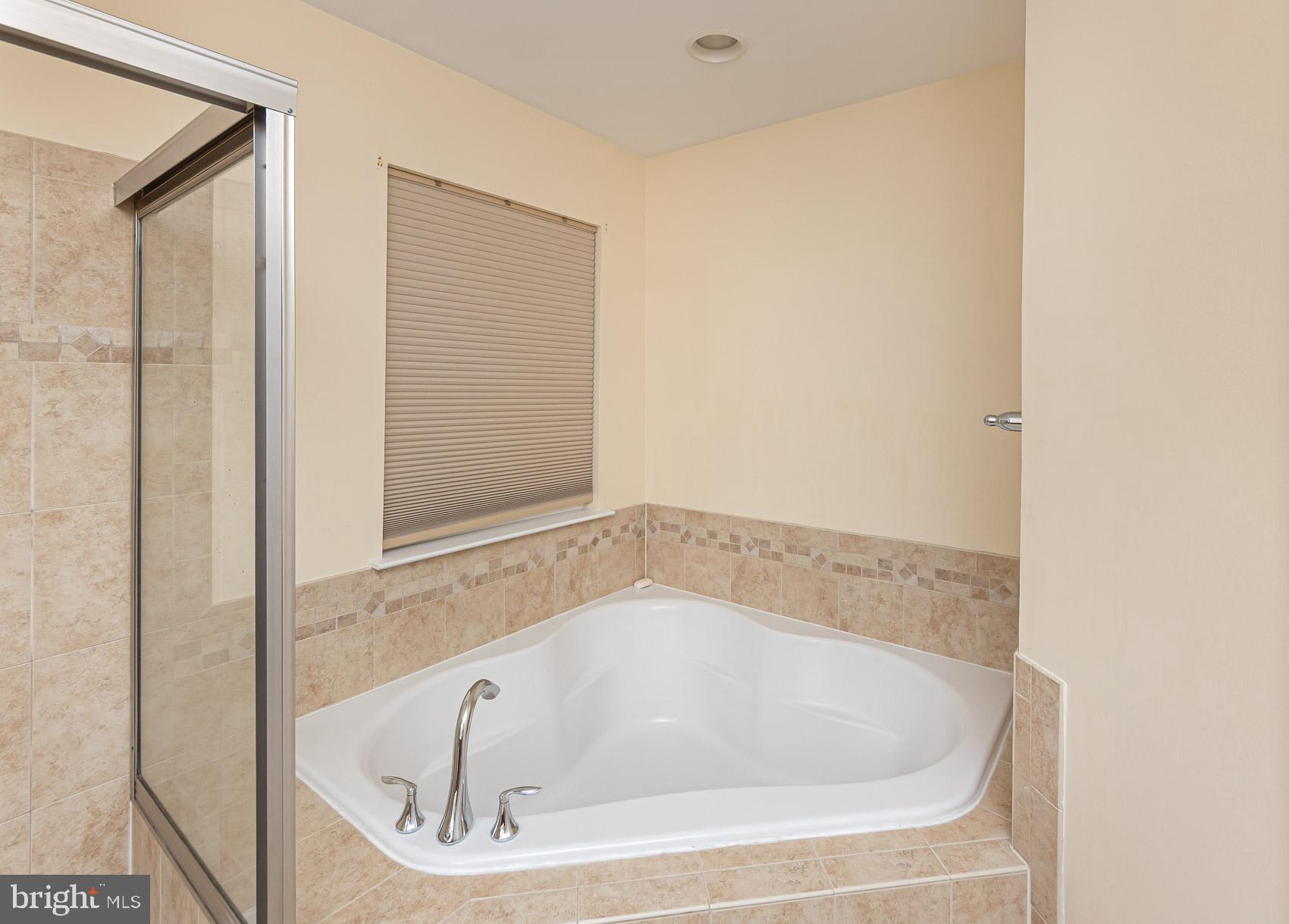 TANYARD SPRINGS - Residential