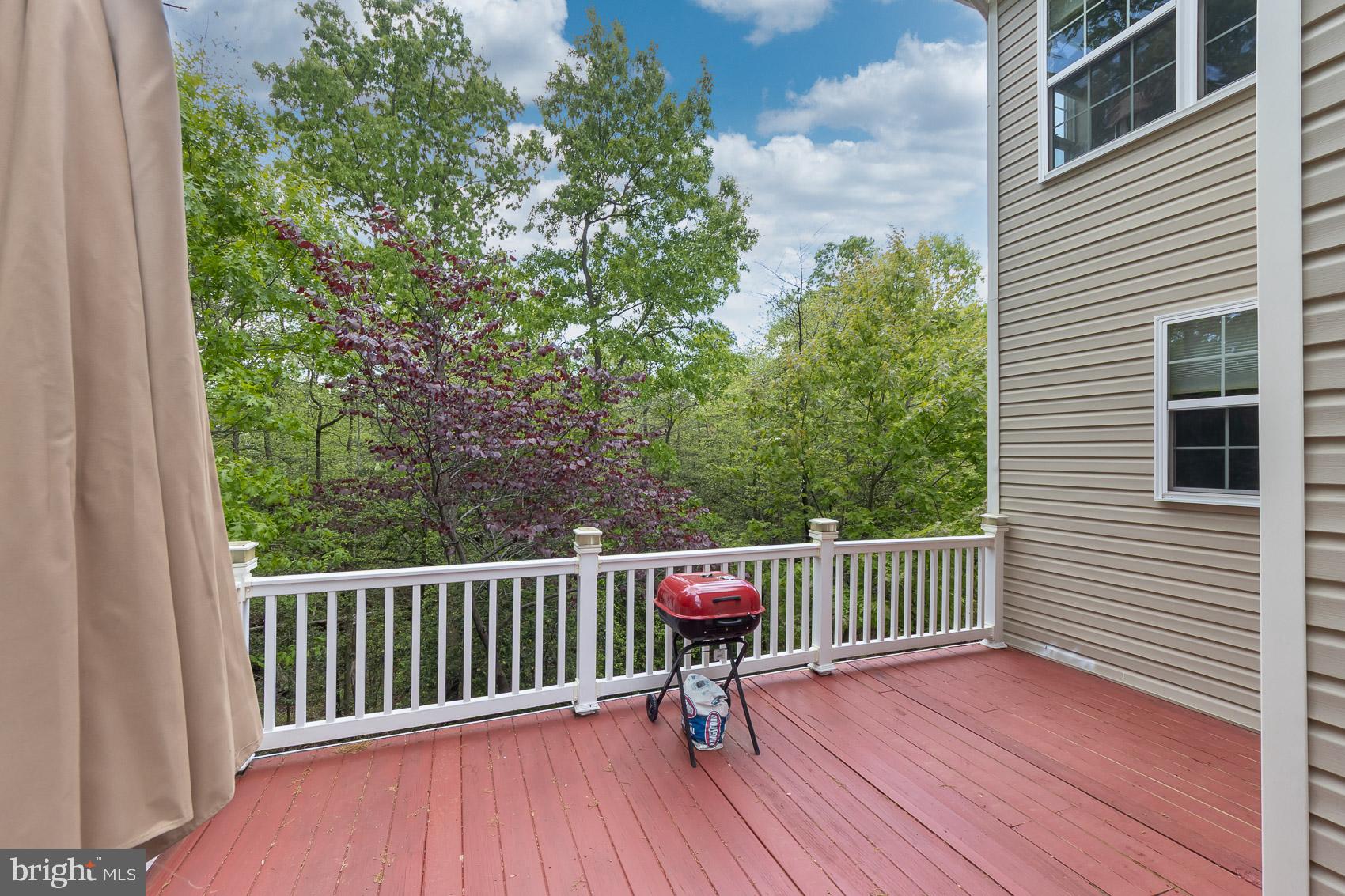 TANYARD SPRINGS - Residential