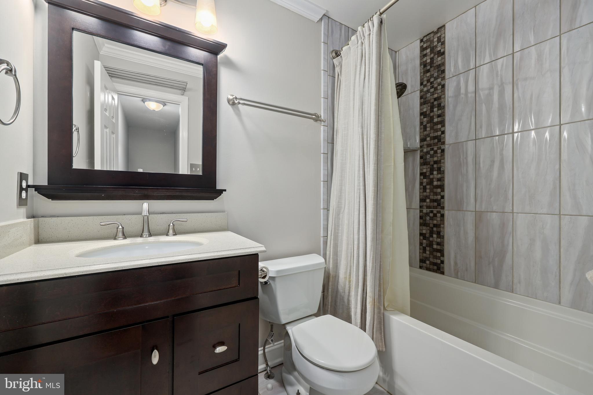 BEXLEY MANOR - Residential