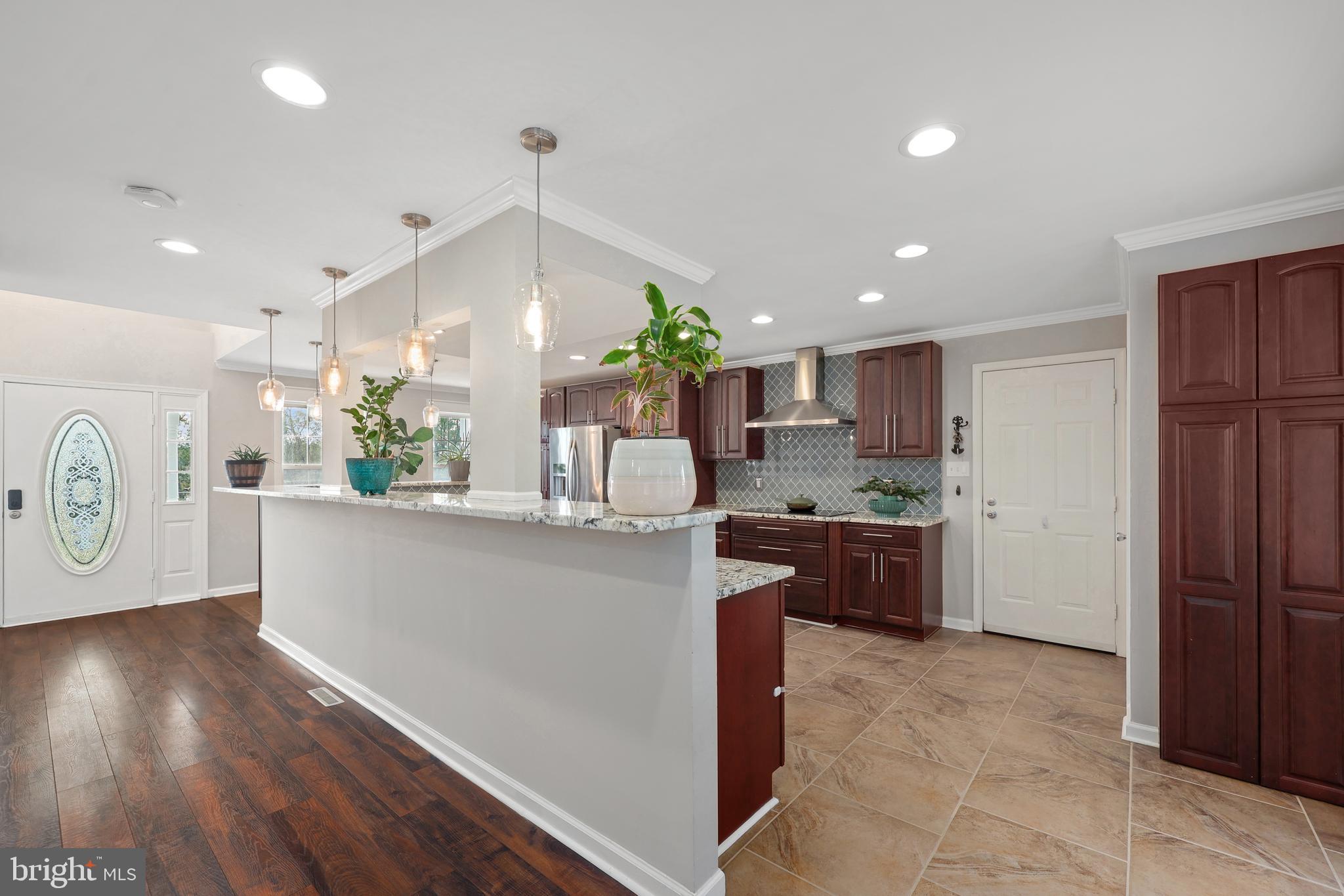 BEXLEY MANOR - Residential